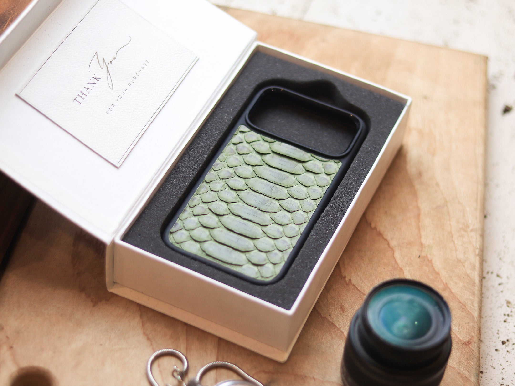 JUNIPER GREEN PYTHON SKIN MAGSAFE CASE