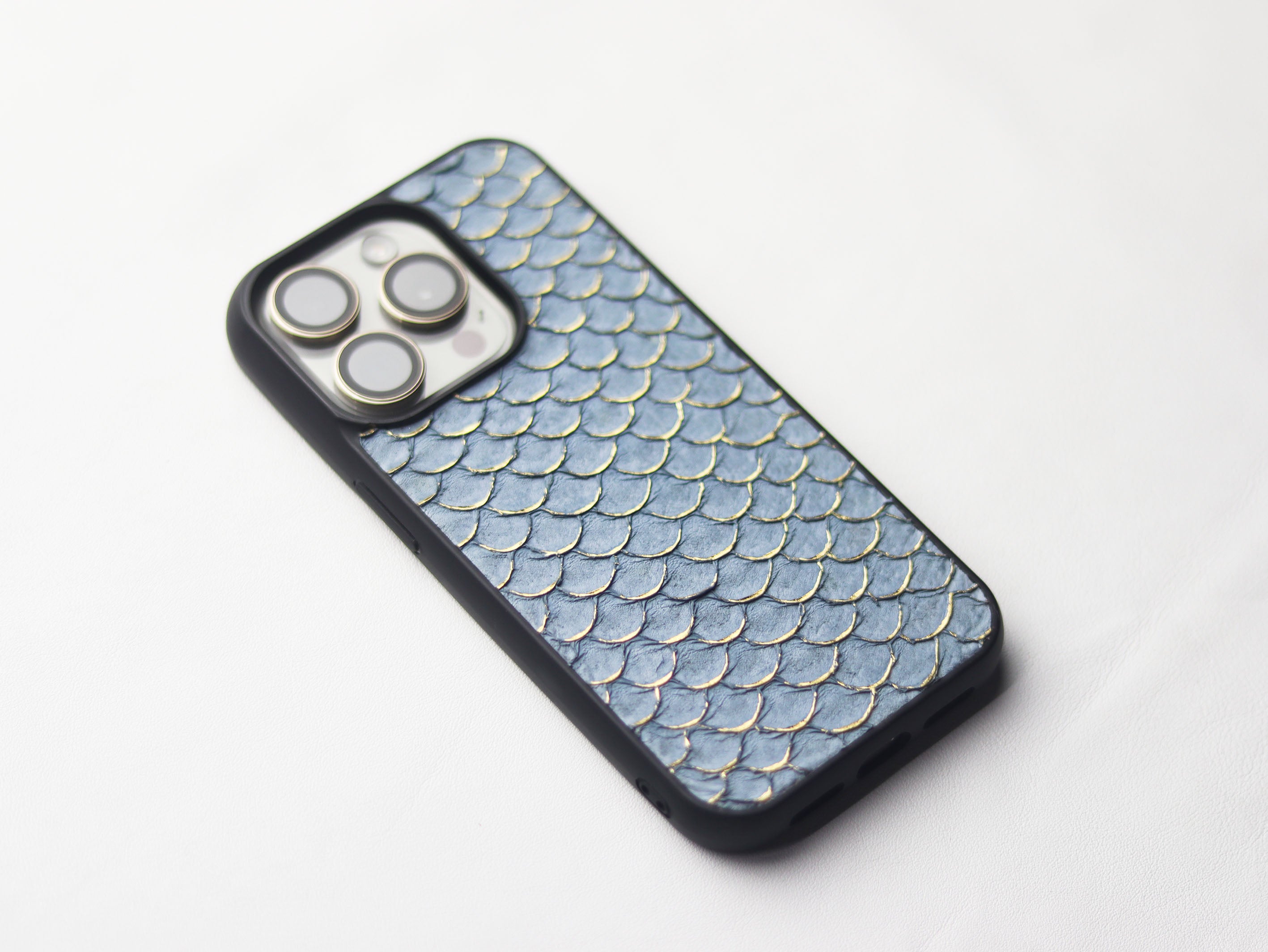 DENIM BLUE COLOR TILAPIA FISH SKIN PHONE CASE