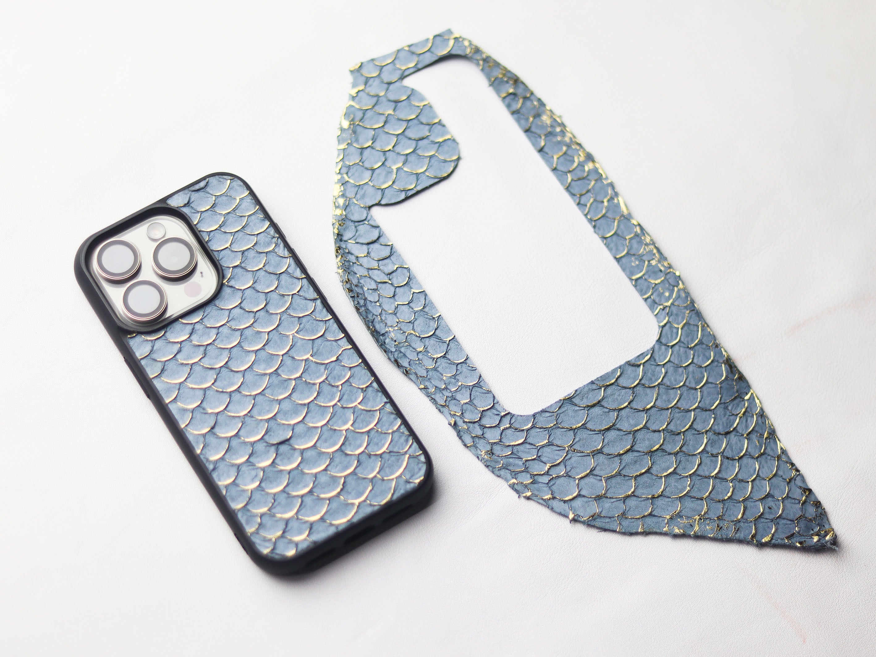 DENIM BLUE COLOR TILAPIA FISH SKIN PHONE CASE