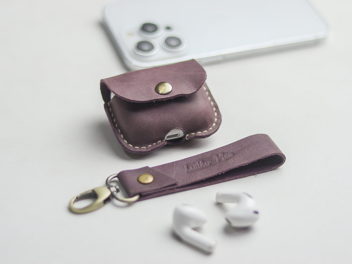 AIRPODS CLASSIC LEATHER CASE BOUSENBERRY