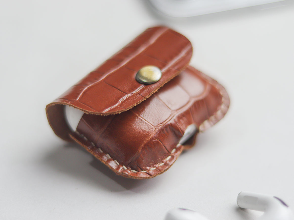 AIRPODS CLASSIC LEATHER CASE MUSTARD CROCO