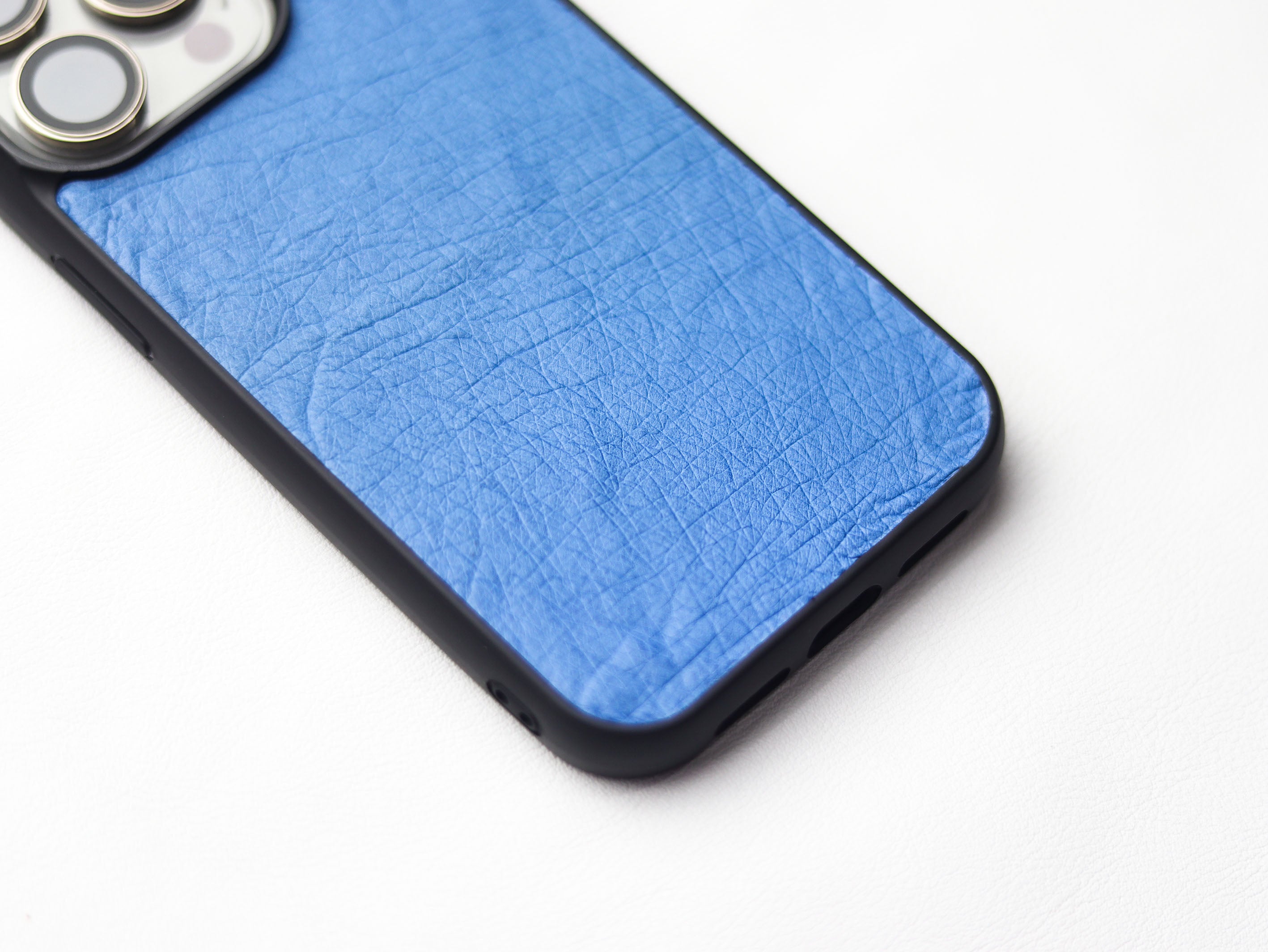 AZURE BLUE OSTRICH SKIN PHONE CASE (NON-FOLLICLE)