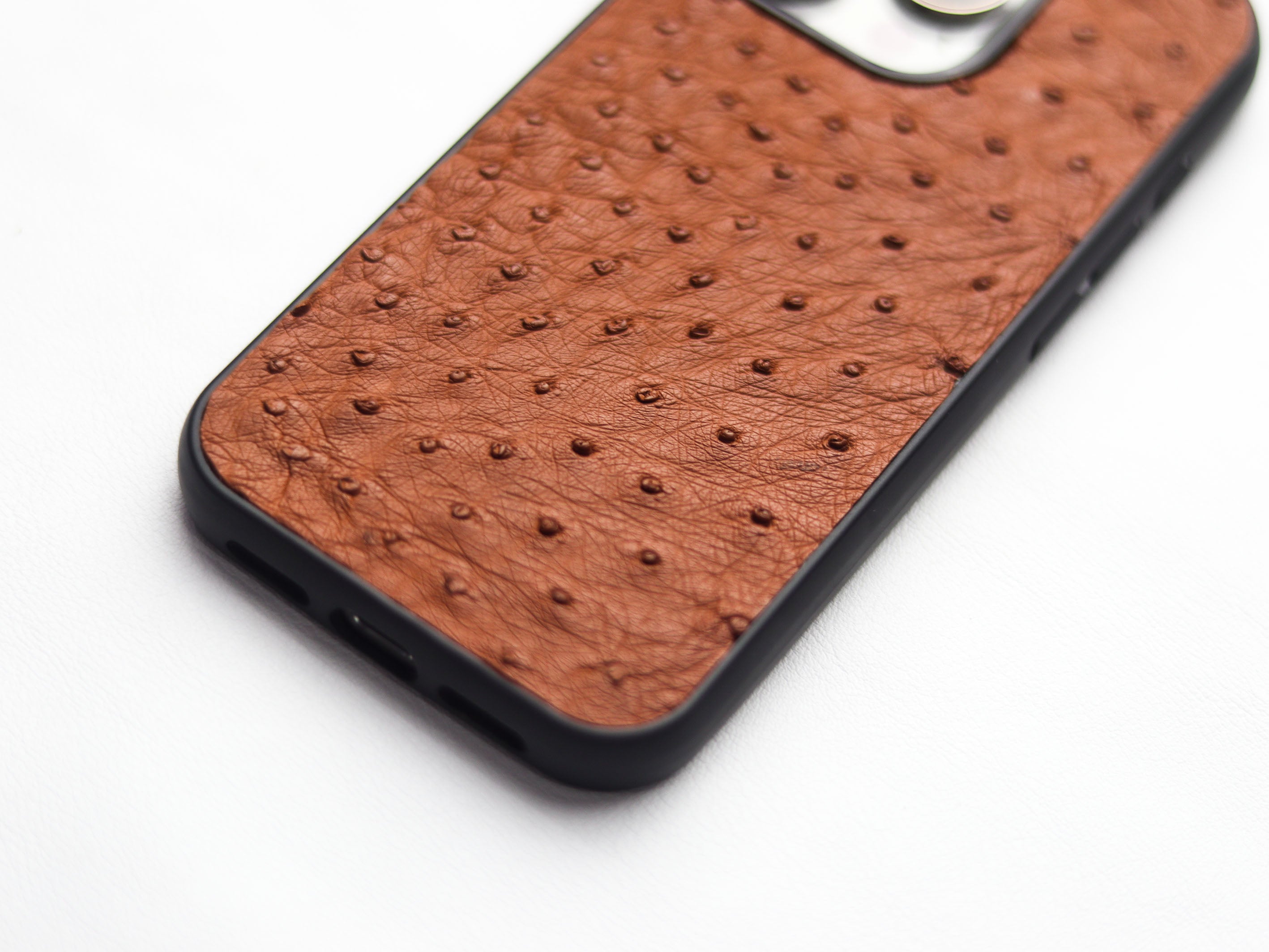 BRONZE BROWN OSTRICH SKIN PHONE CASE (FOLLICLE)