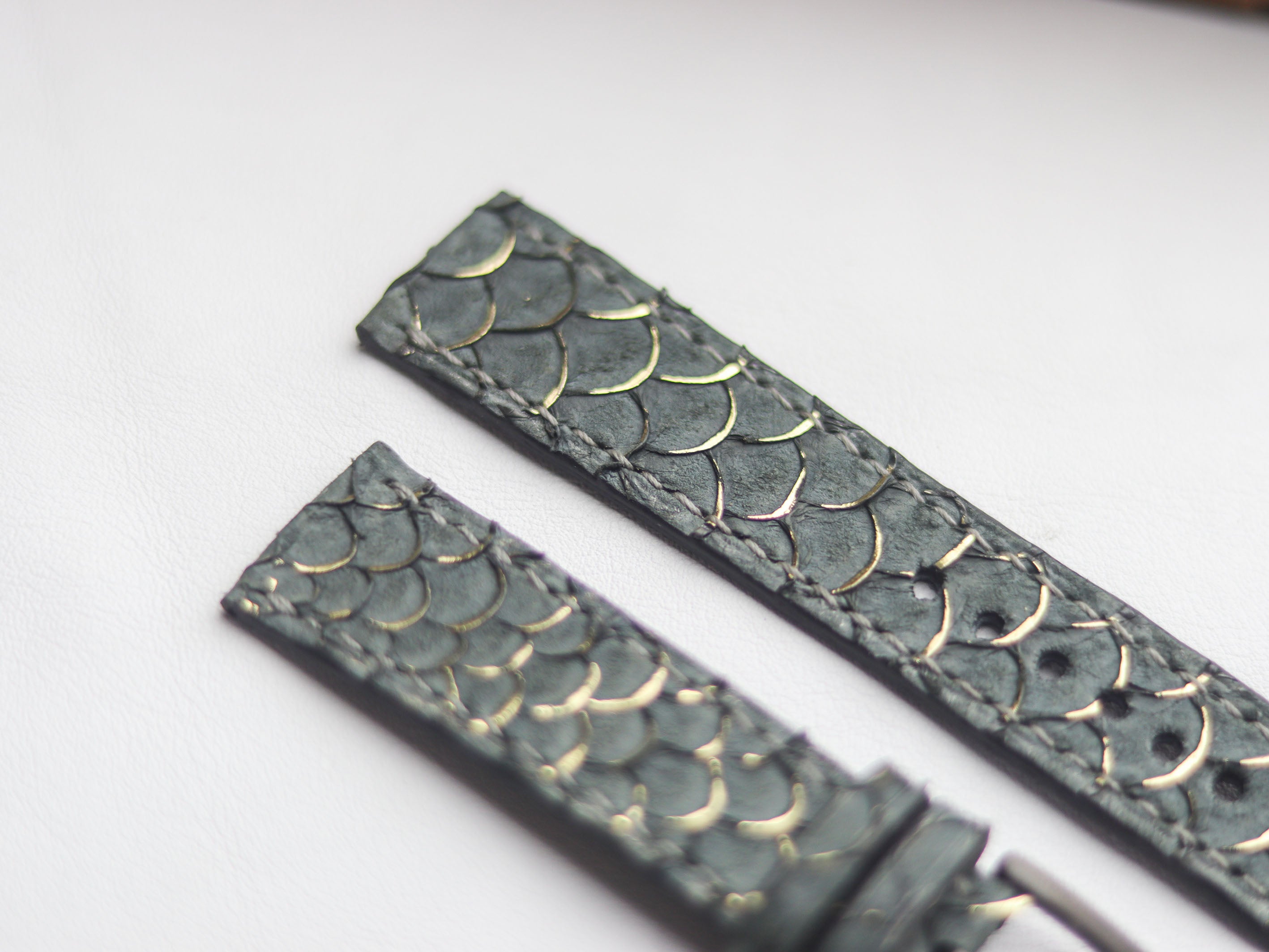 TILAPIA FISH SKIN WATCH STRAPS - SHADOW GRAY