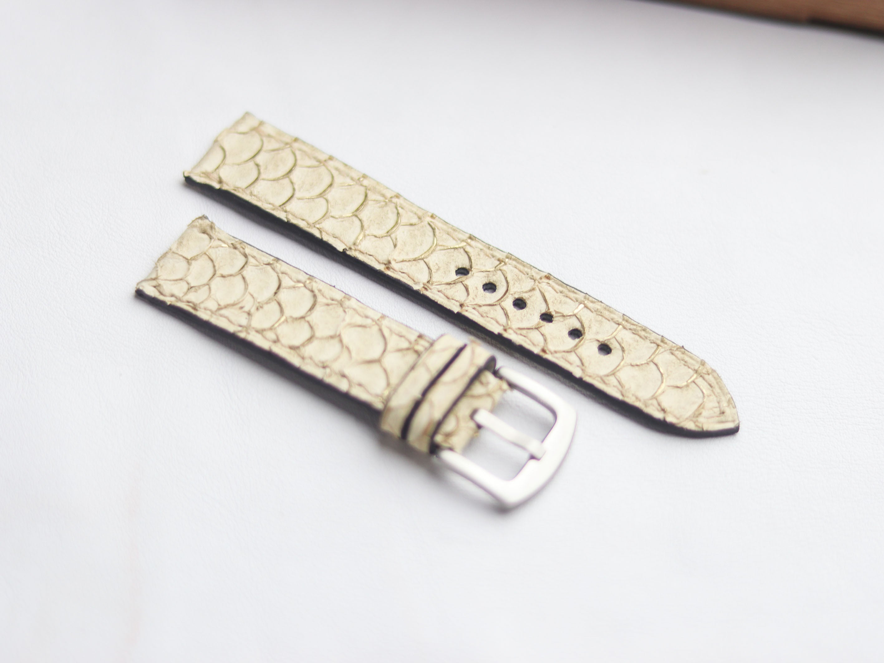 TILAPIA FISH SKIN WATCH STRAPS - ALABESTER WHITE