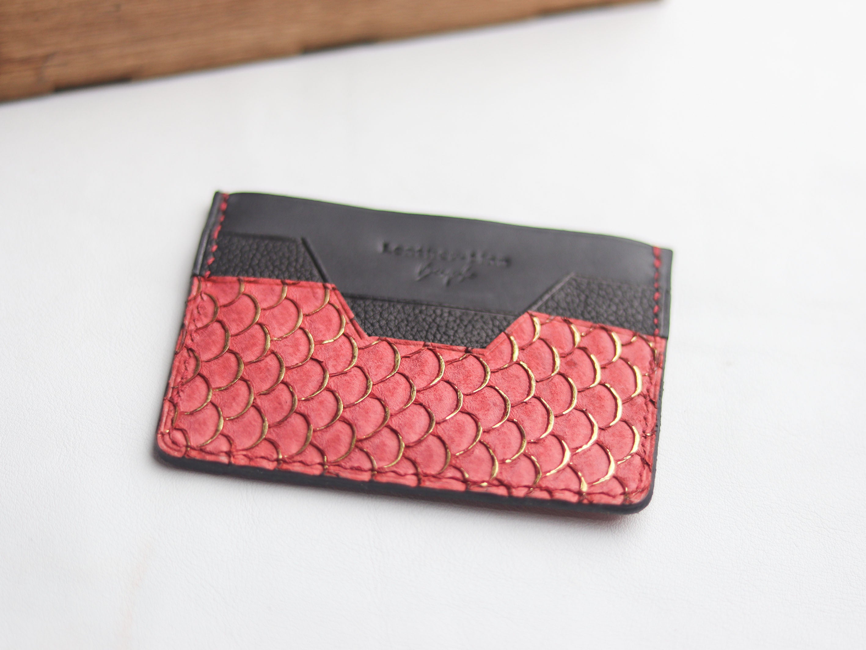 AUGUSTUS - MINIMAL WALLET VIVID BURGUNDY TILAPIA FISH SKIN