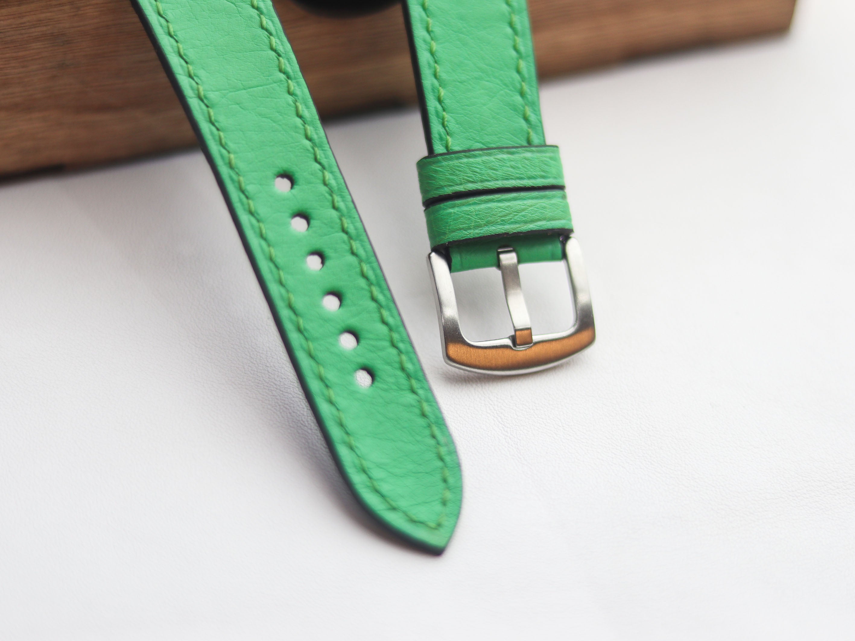 OSTRICH SKIN WATCH STRAPS - PARAKEET GREEN (NON-FOLLICLE)