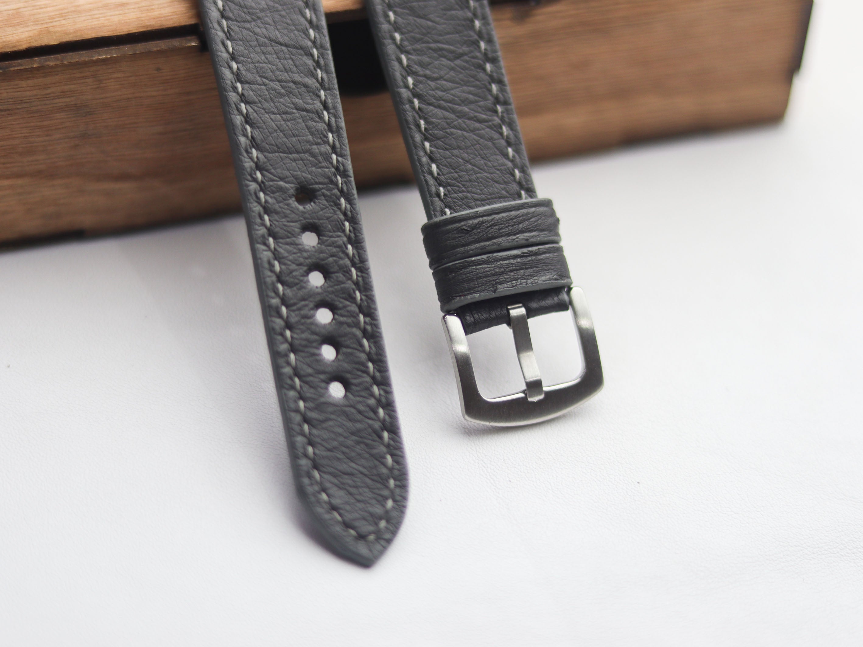 OSTRICH SKIN WATCH STRAPS - SHARK GRAY (NON-FOLLICLE)