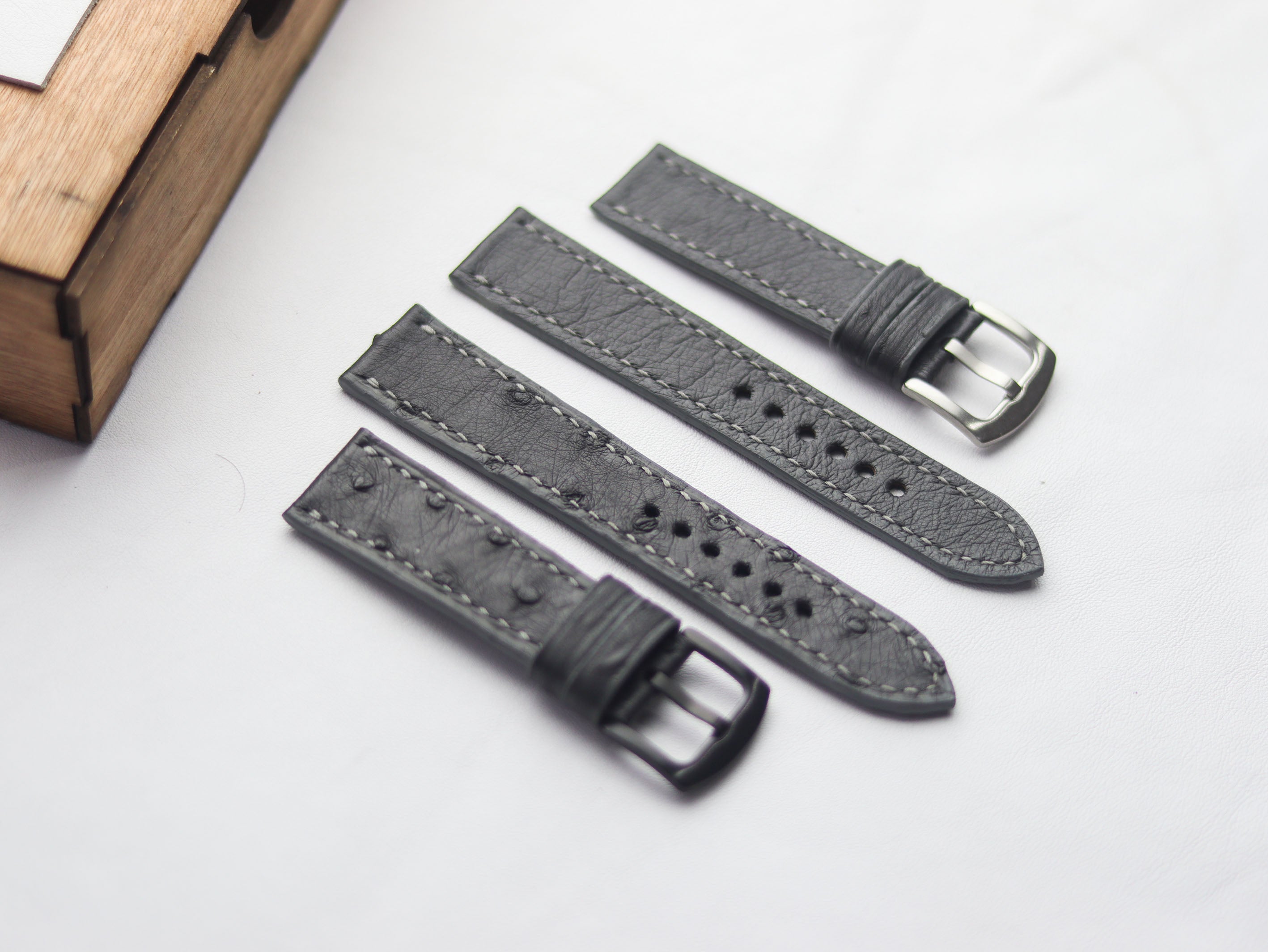 OSTRICH SKIN WATCH STRAPS - SHARK GRAY (FOLLICLE)