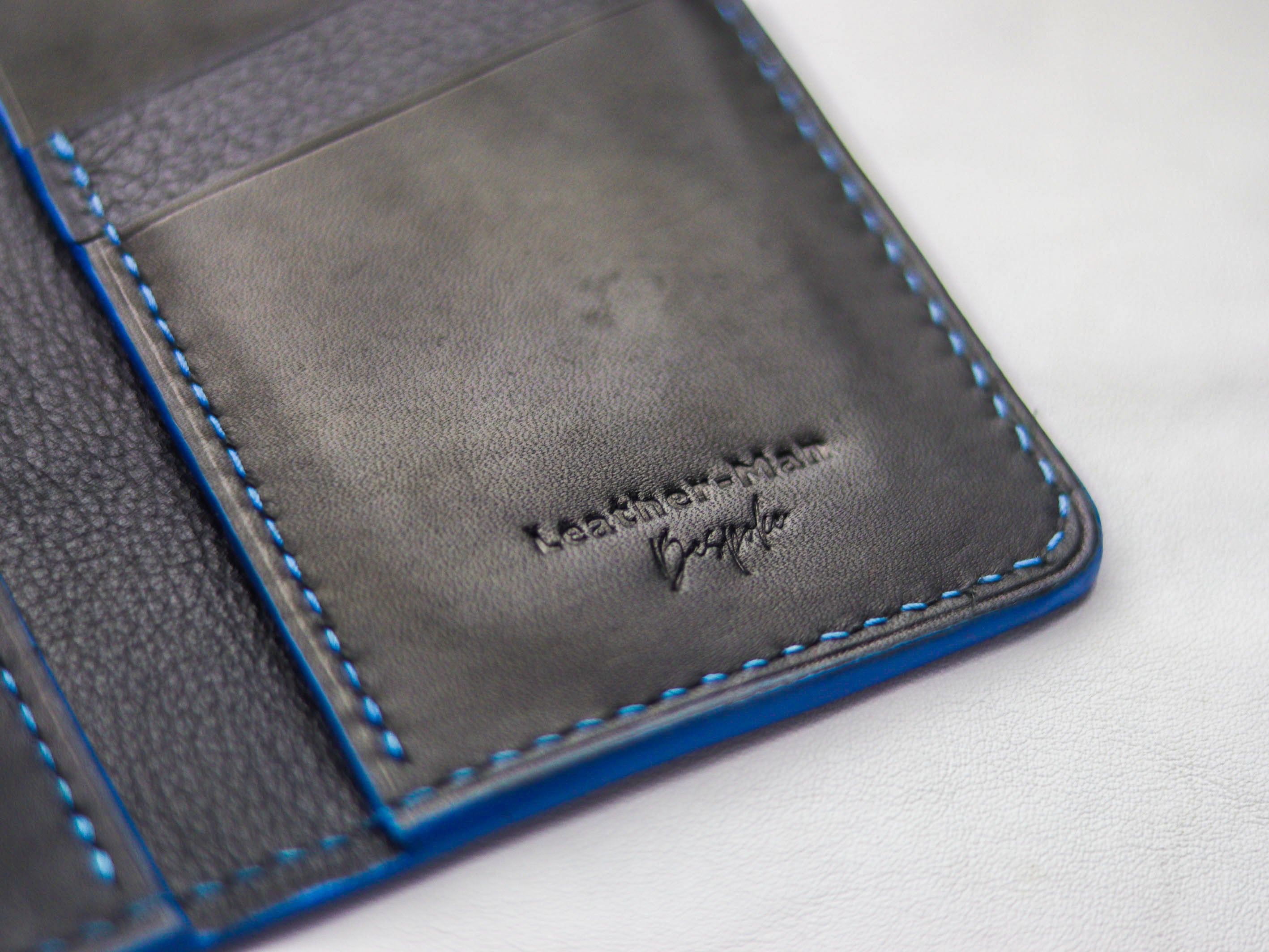 ARTEMUS - BIFOLD CARD WALLET COBALT BLUE RICH LEG SKIN