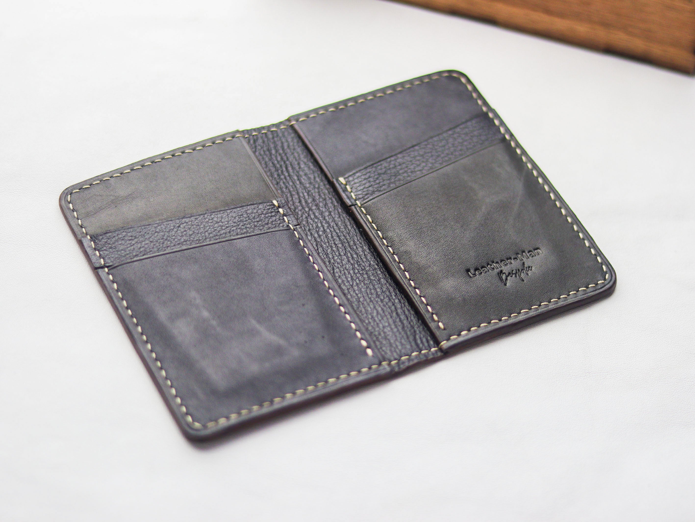 ARTEMUS - BIFOLD CARD WALLET CINNAMON BROWN OSTRICH LEG SKIN