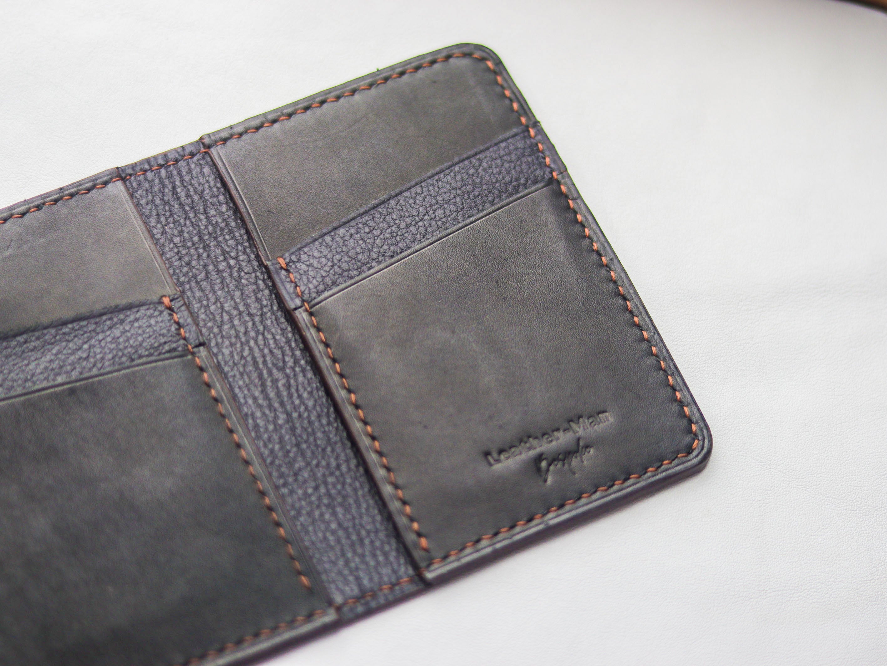 ARTEMUS - BIFOLD CARD WALLET PECAN BROWN OSTRICH LEG SKIN