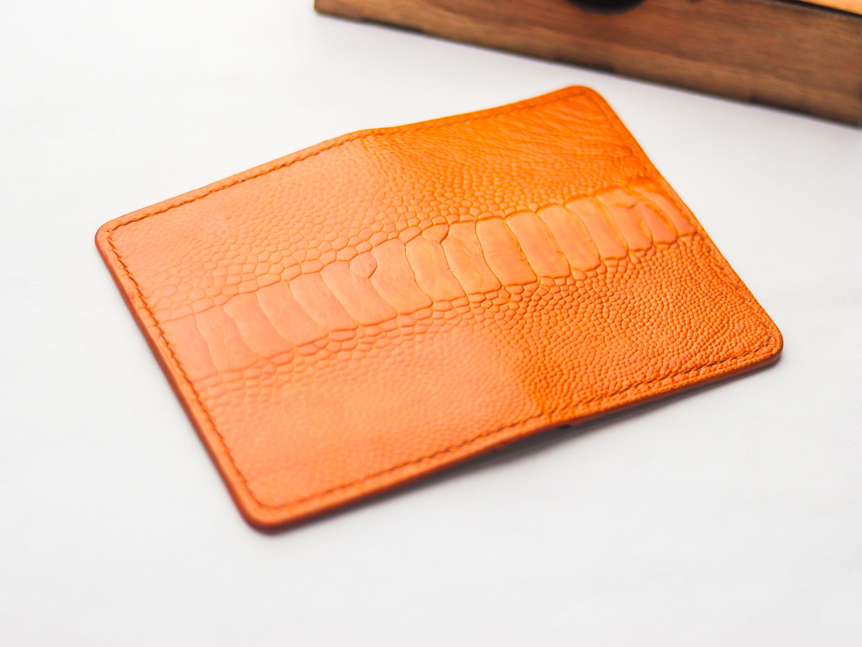 ARTEMUS - BIFOLD CARD WALLET TANGERINE ORANGE OSTRICH LEG SKIN