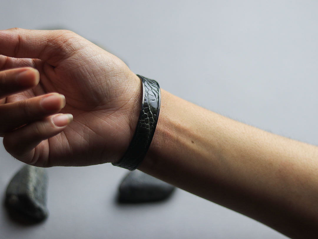 BLISK - OSTRICH LEG SKIN CUFFS