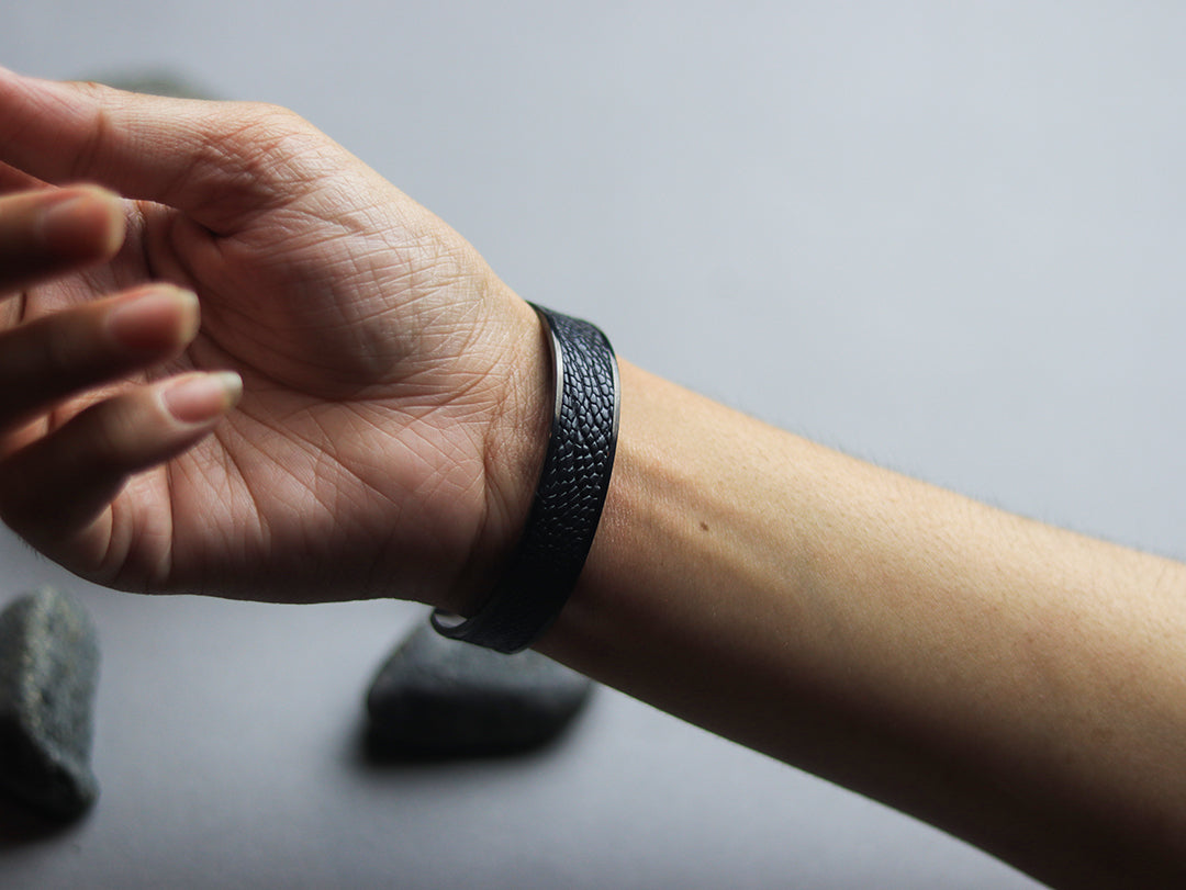 BLISK - OSTRICH LEG SKIN CUFFS