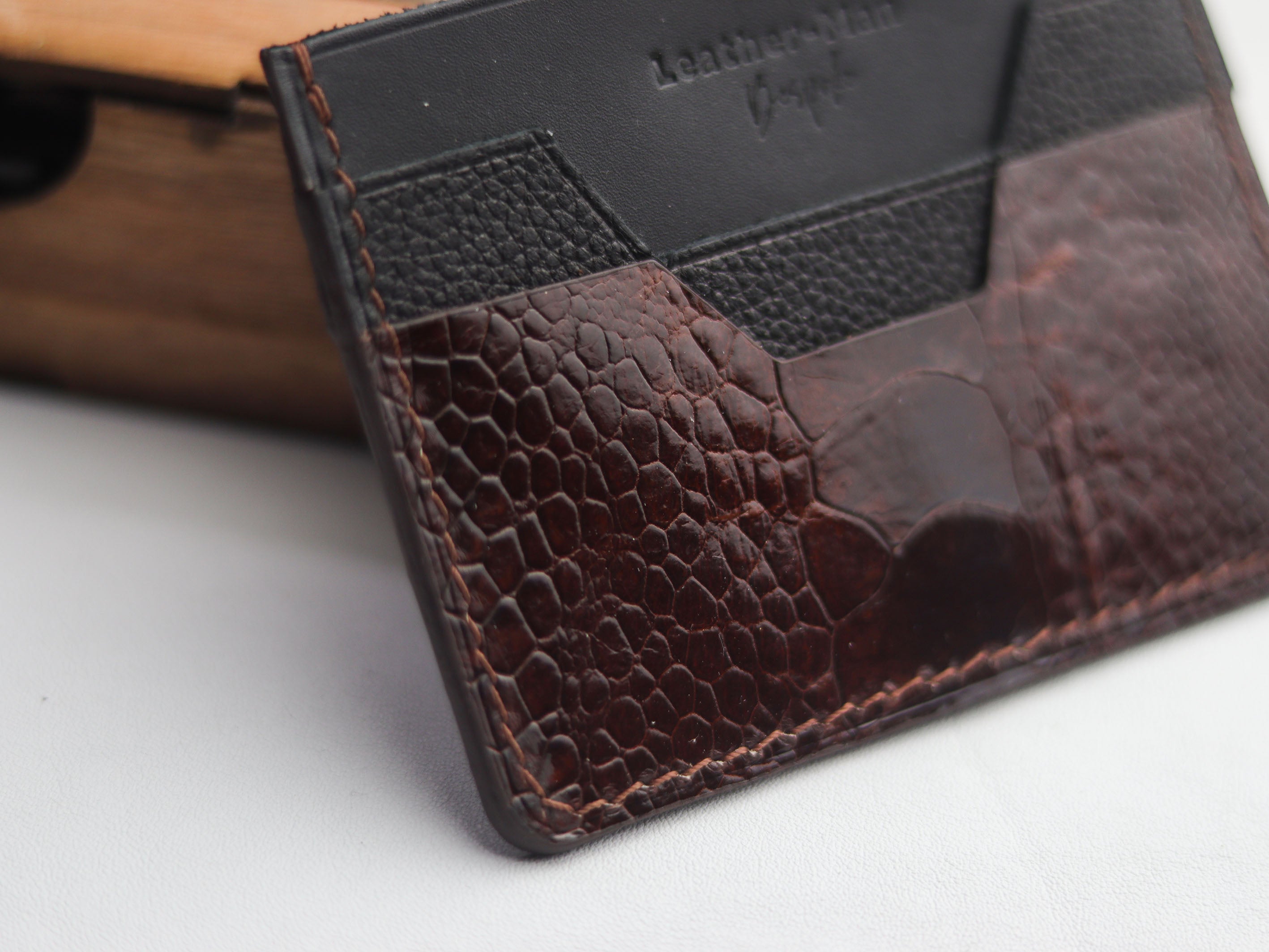 AUGUSTUS - MINIMAL WALLET PECAN BROWN OSTRICH LEG SKIN