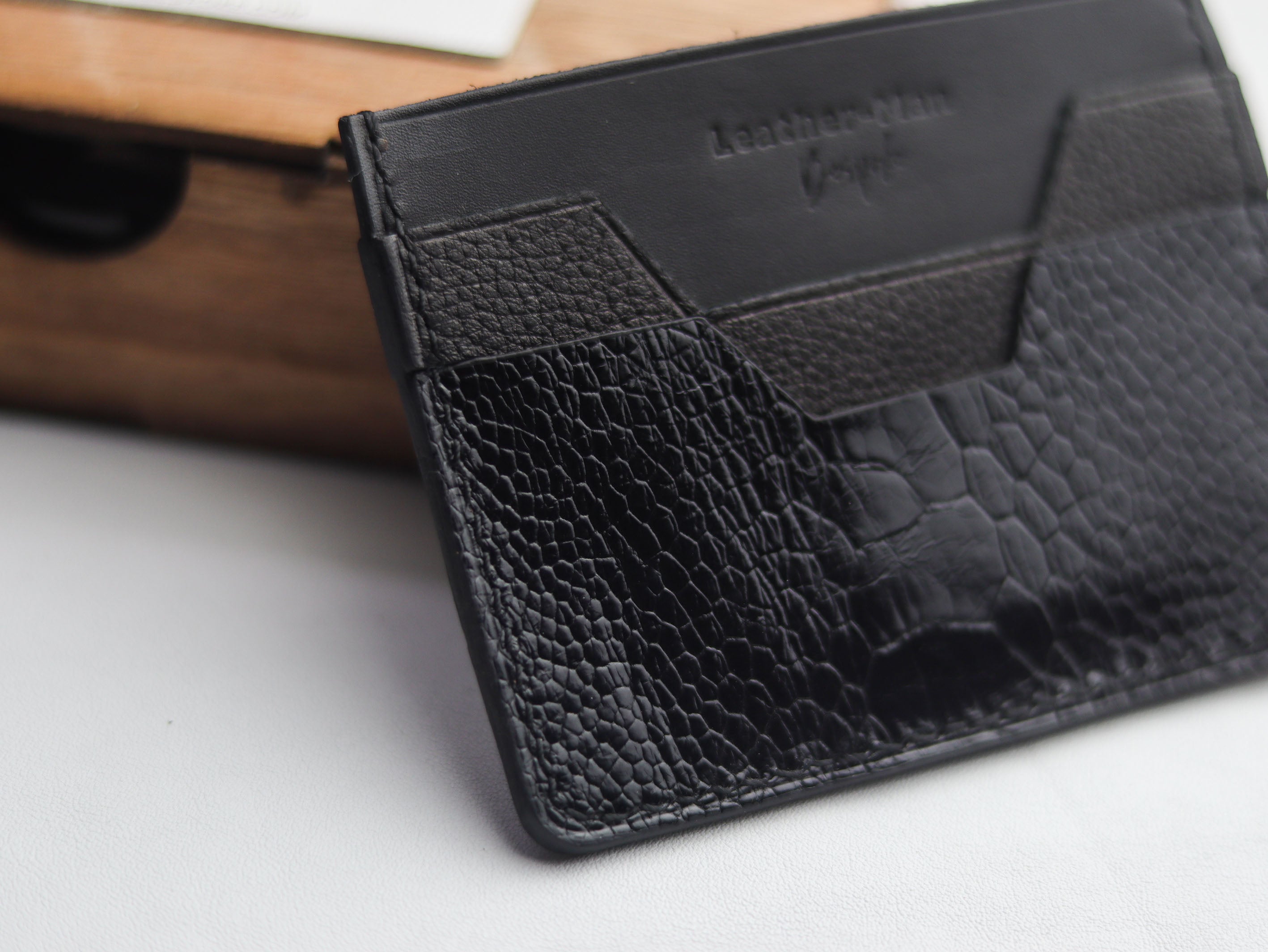 AUGUSTUS - MINIMAL WALLET RAVEN BLACK OSTRICH LEG SKIN