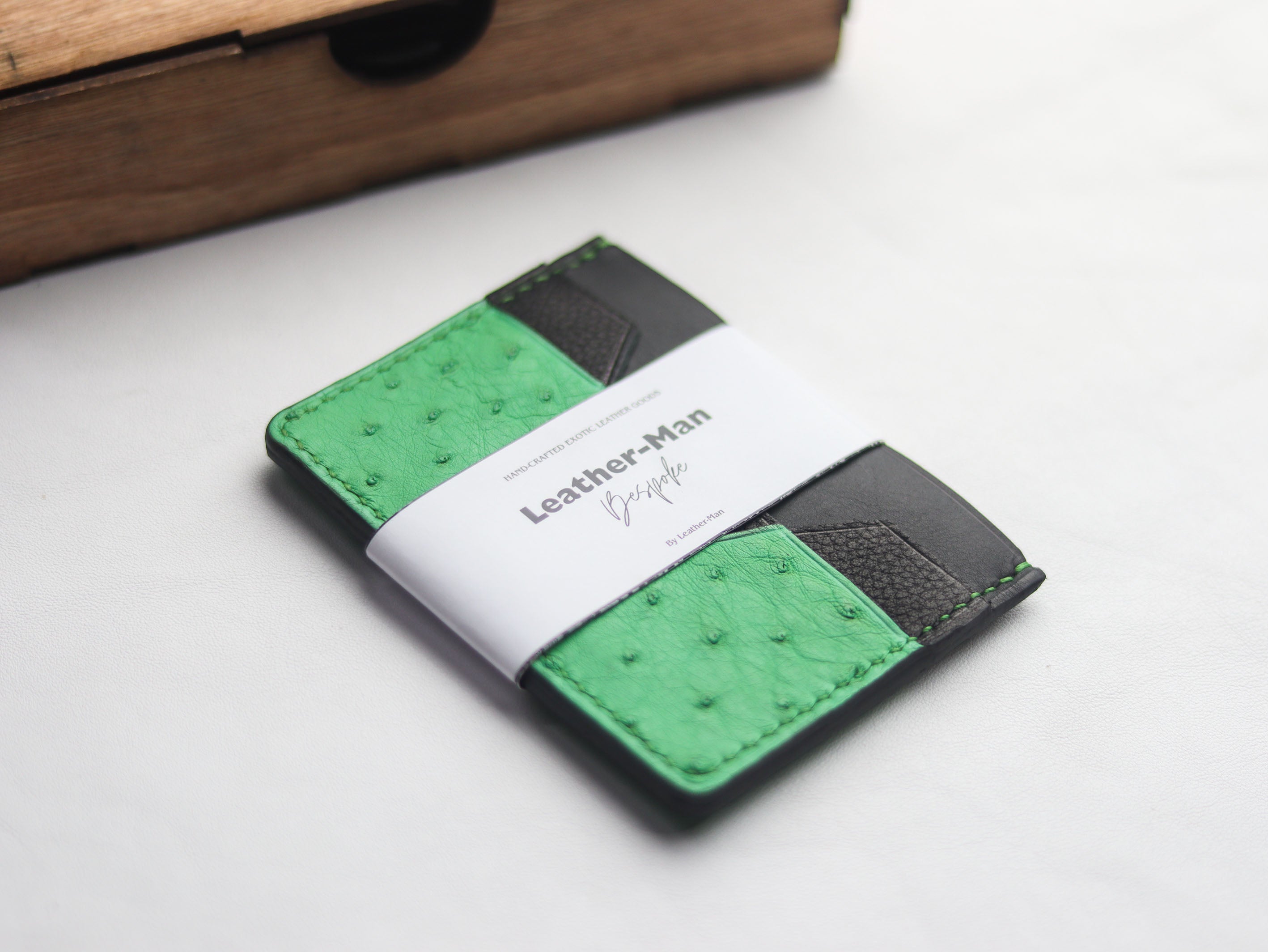 AUGUSTUS - MINIMAL WALLET PARAKEET GREEN OSTRICH SKIN