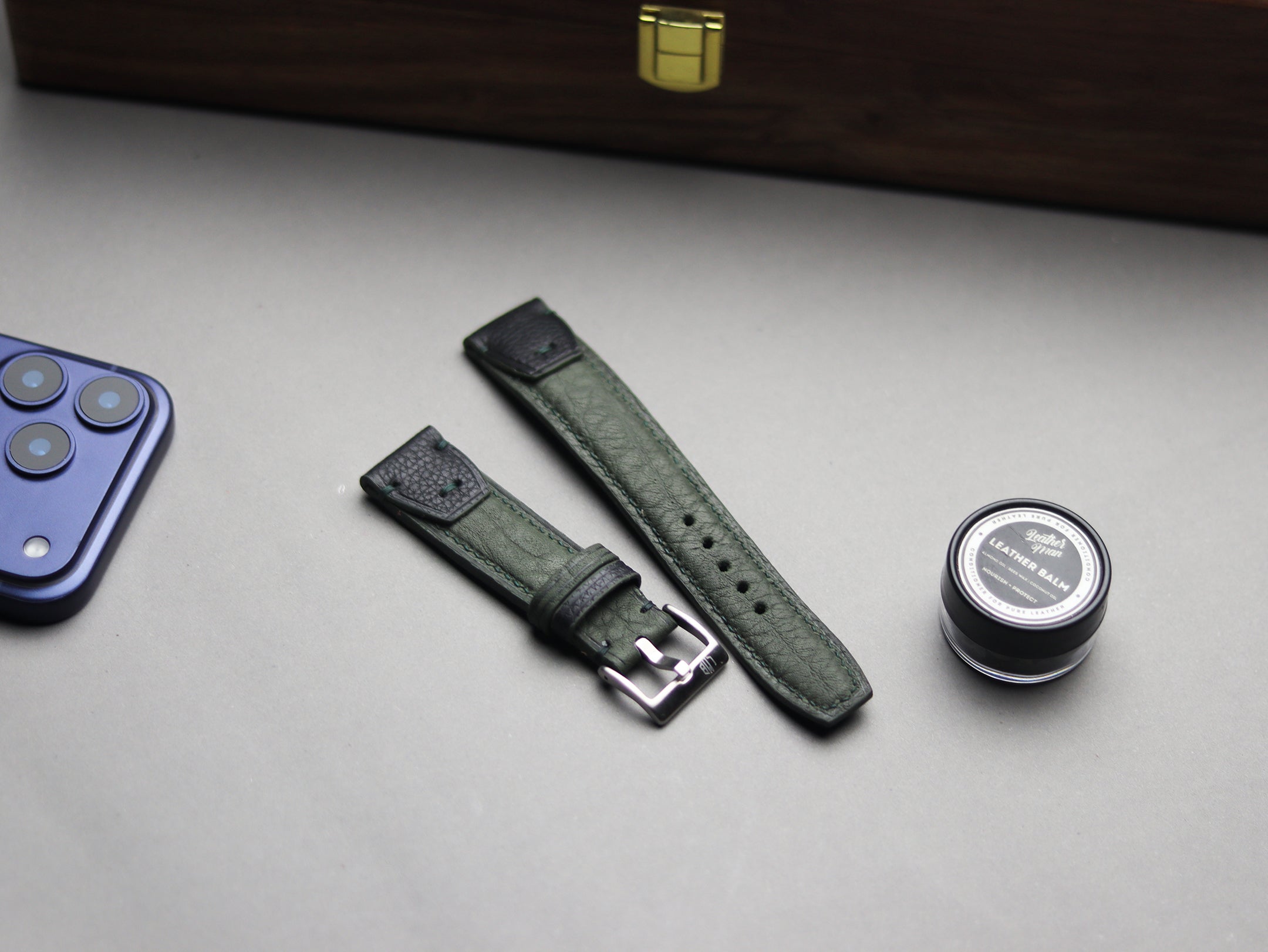 INVERTO WATCH STRAPS - PINE GREEN CALF LEATHER