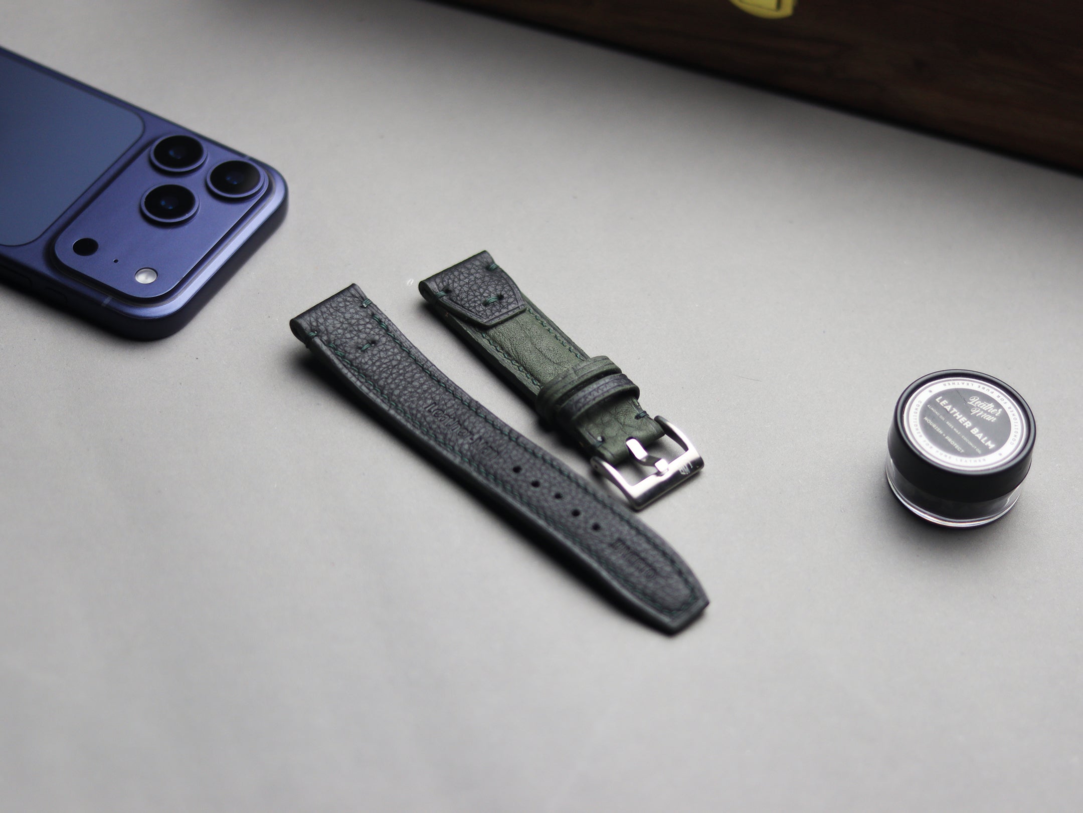 INVERTO WATCH STRAPS - PINE GREEN CALF LEATHER