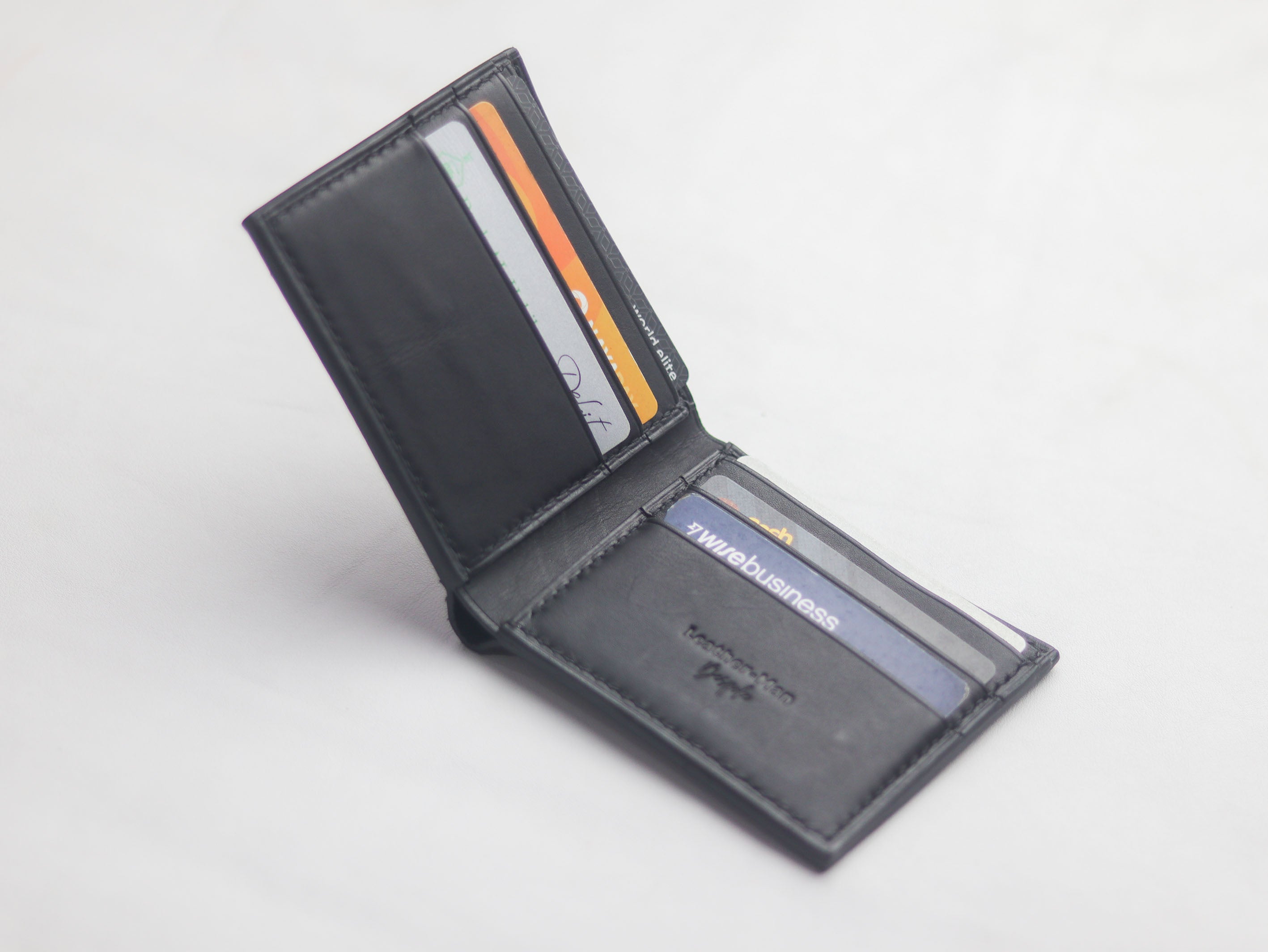 WYNTON - BIFOLD WALLET JUNIPER GREEN PYTHON SKIN