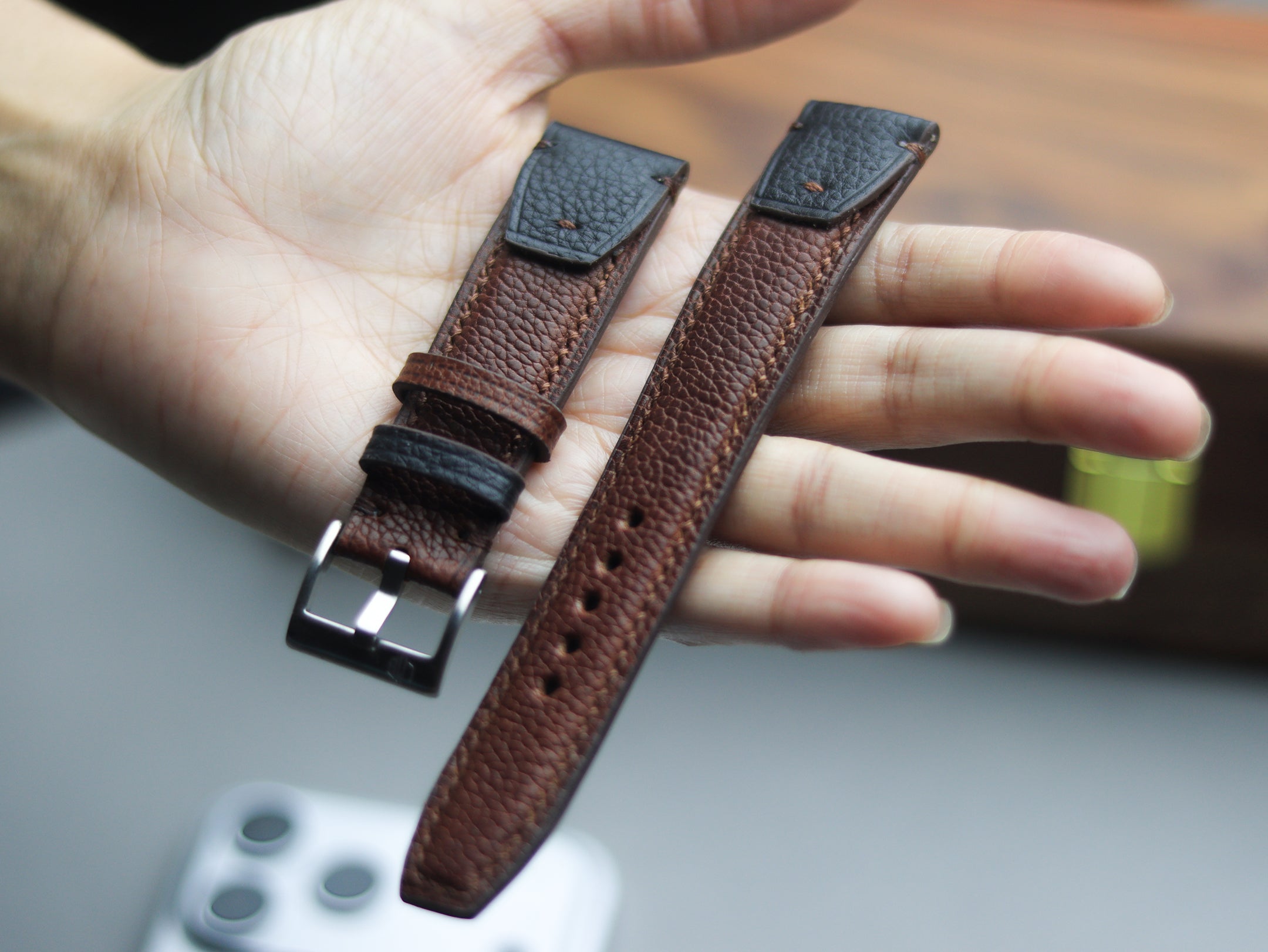 INVERTO WATCH STRAPS - BRUNETTE BROWN CALF LEATHER