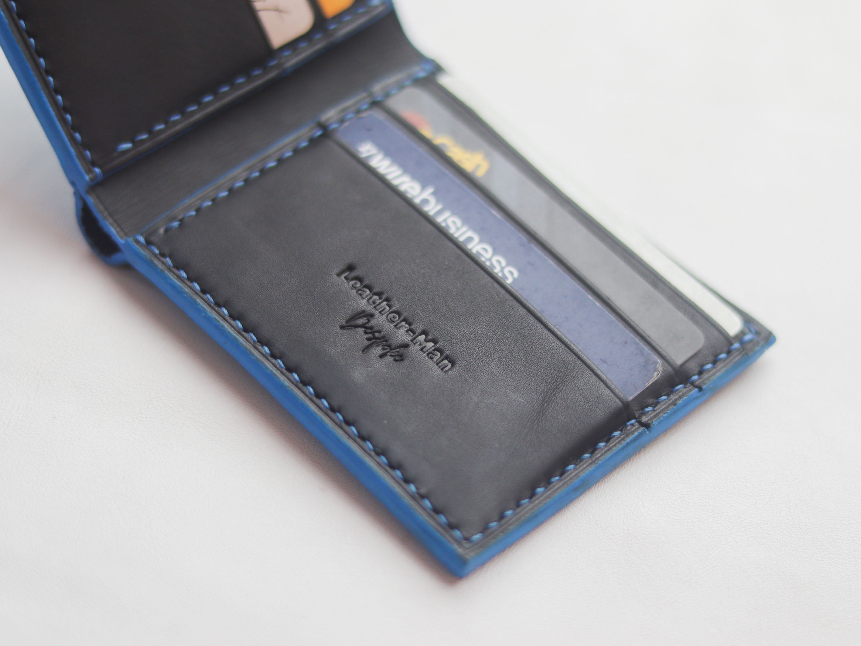 WYNTON - BIFOLD WALLET CERULEAN BLUE PYTHON SKIN