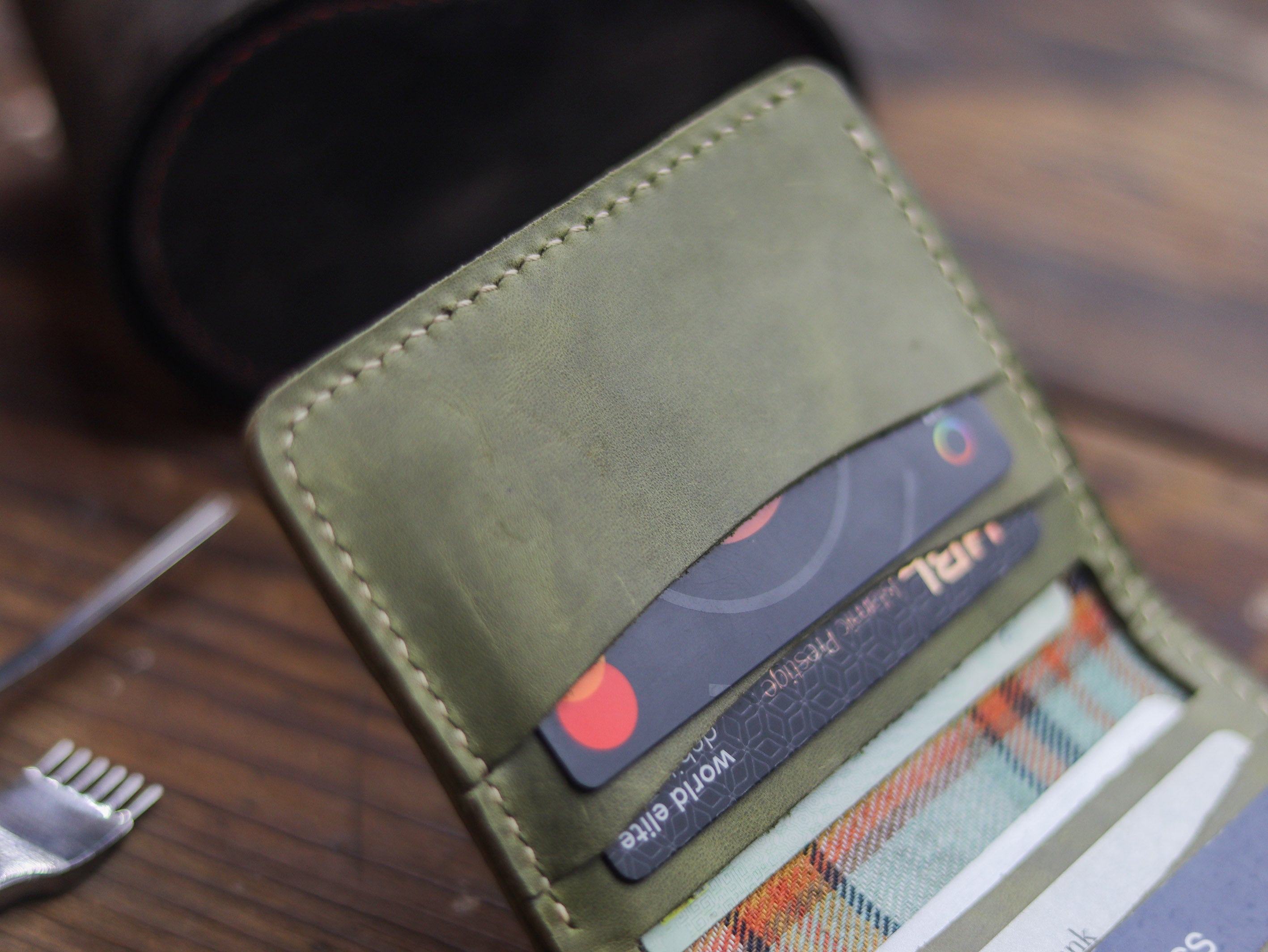 HAMPTON PRO BIFOLD WALLET SEAWEED GREEN