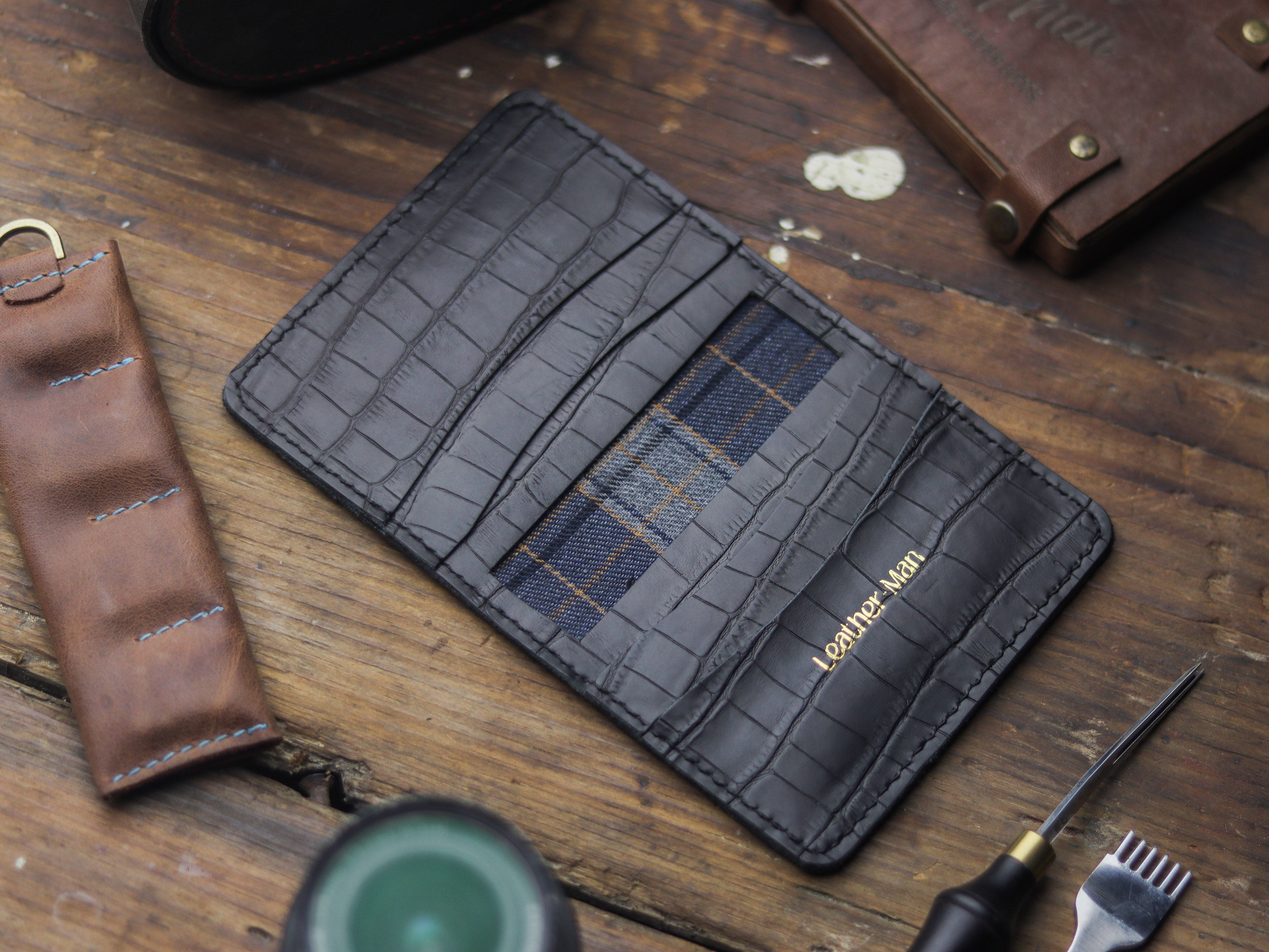 HAMPTON - C BIFOLD CARD HOLDER BLACK CROCO