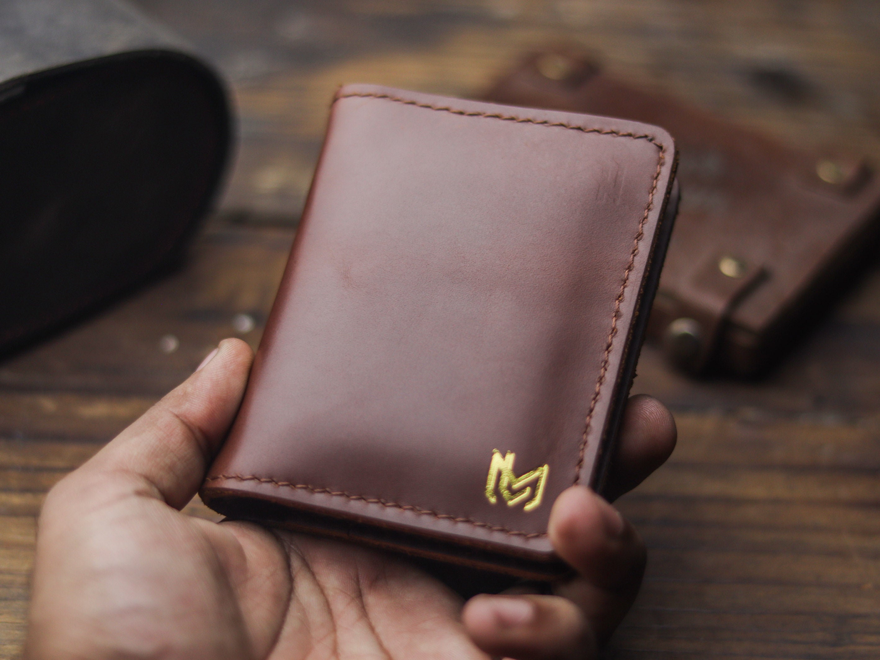 HAMPTON - C BIFOLD CARD HOLDER CHESTNUT BROWN