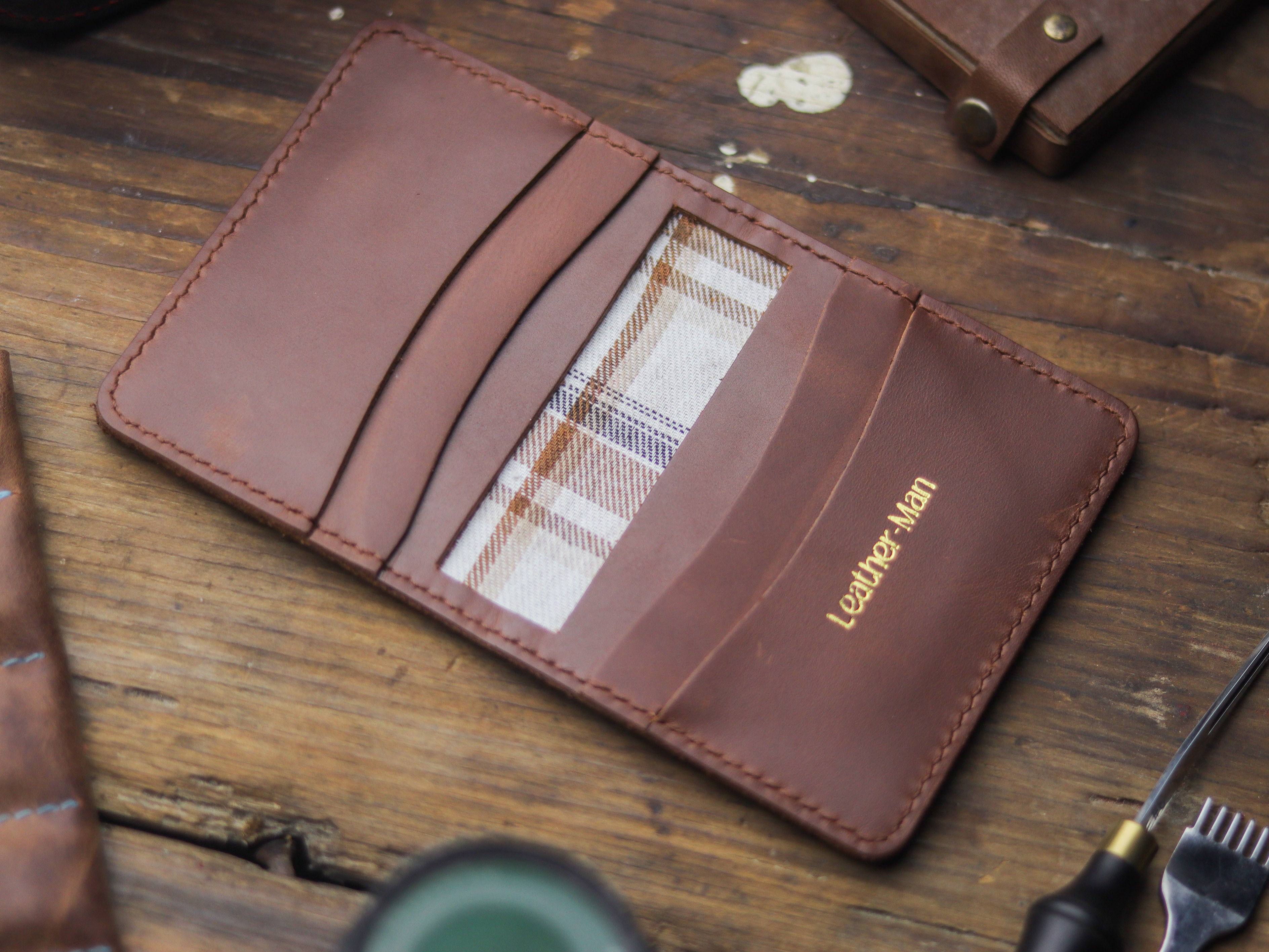 HAMPTON - C BIFOLD CARD HOLDER CHESTNUT BROWN