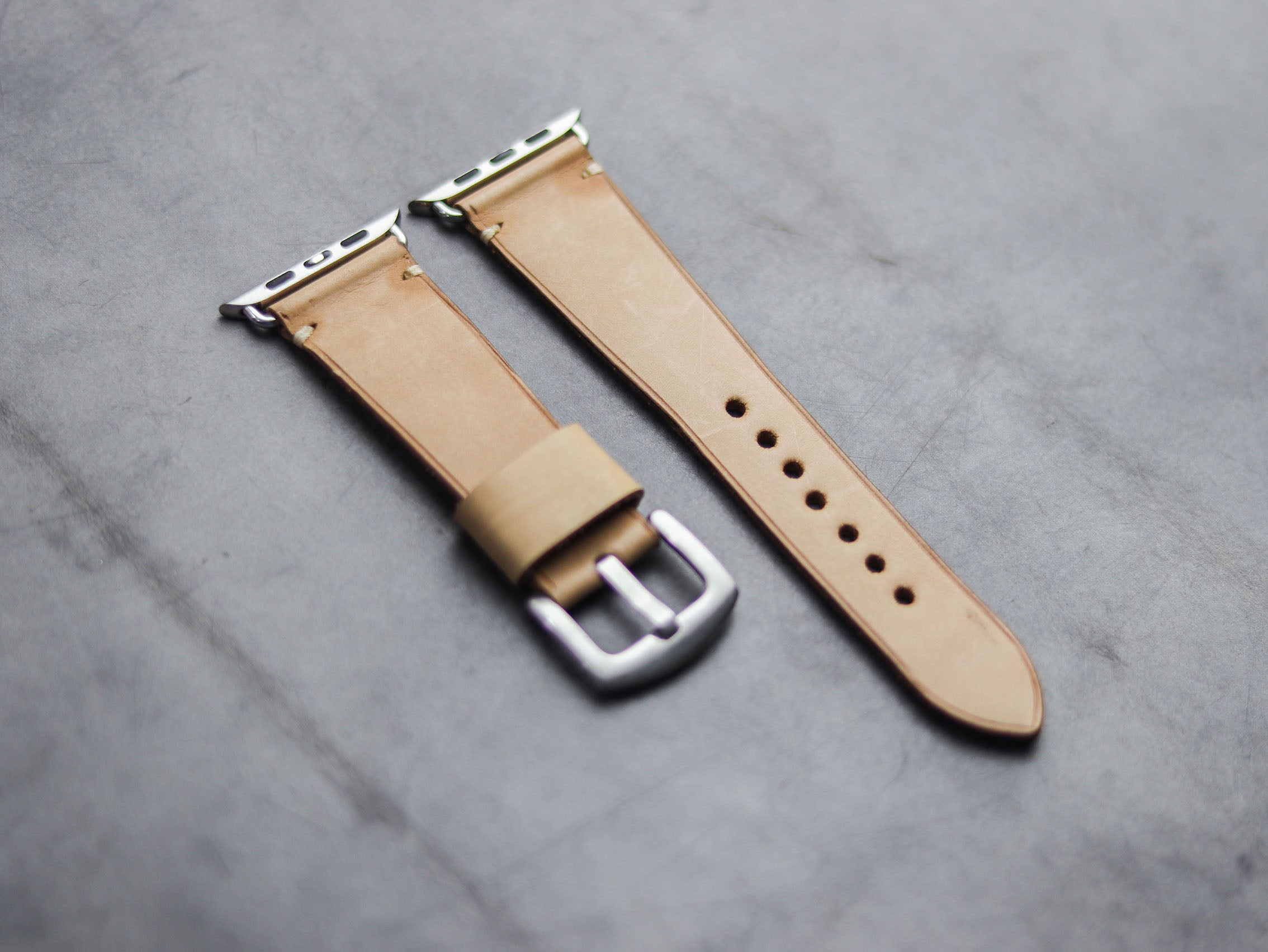 NATURAL BUTTERO MINIMAL STITCHED HAND-CRAFTED APPLE WATCH STRAPS