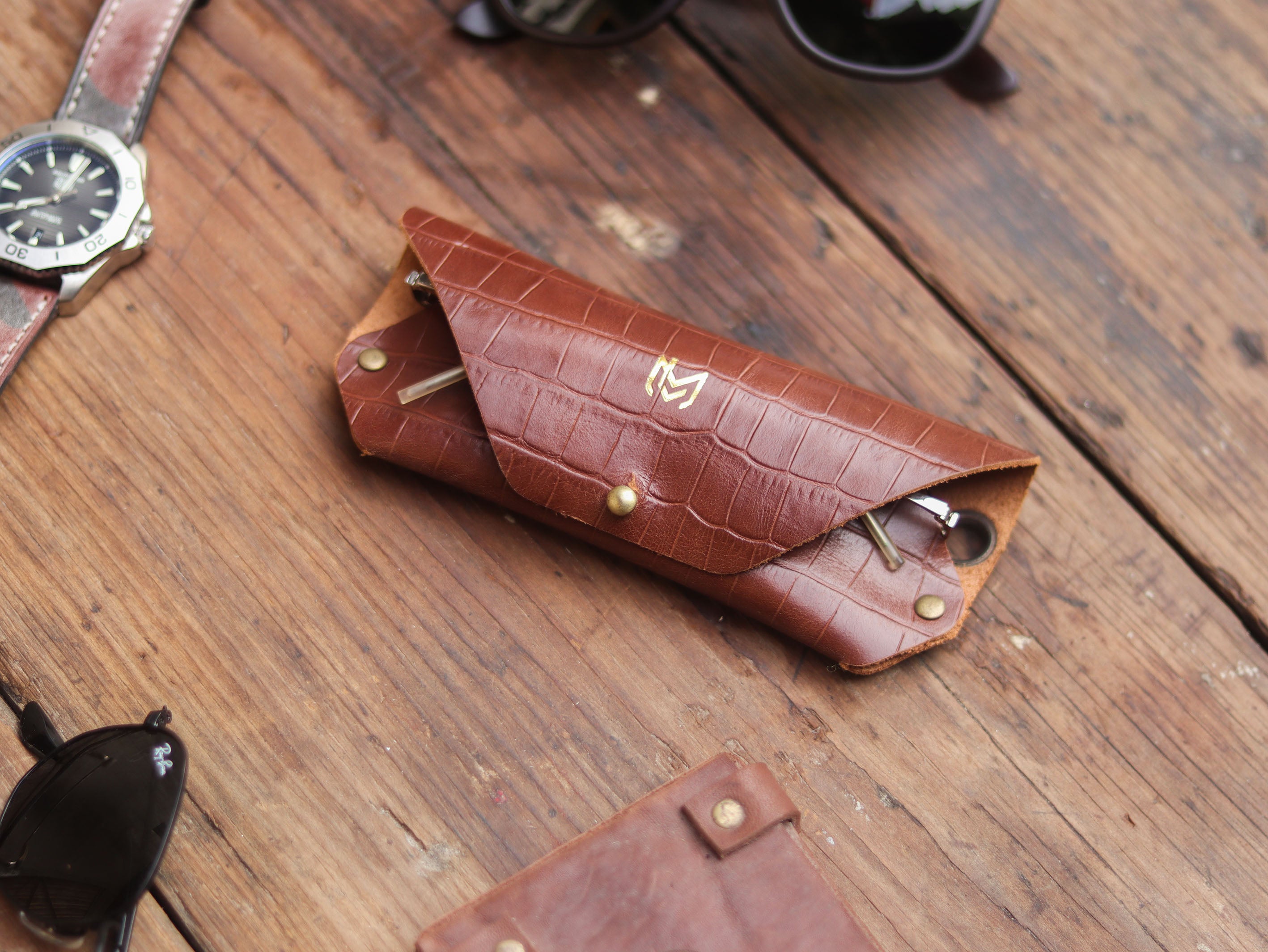 SG-1 SUNGLASSES CASE - BROWN CROCO