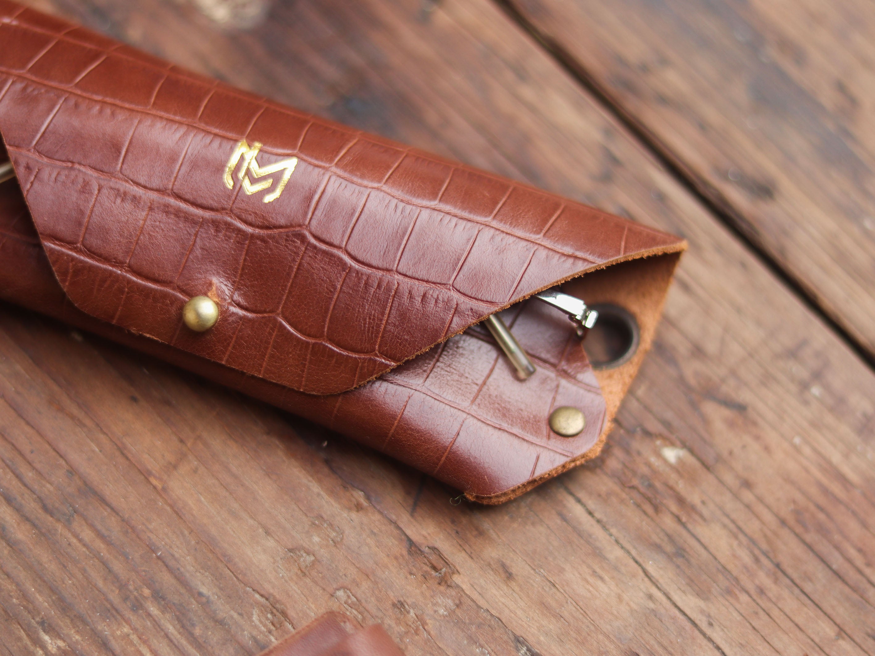 SG-1 SUNGLASSES CASE - BROWN CROCO