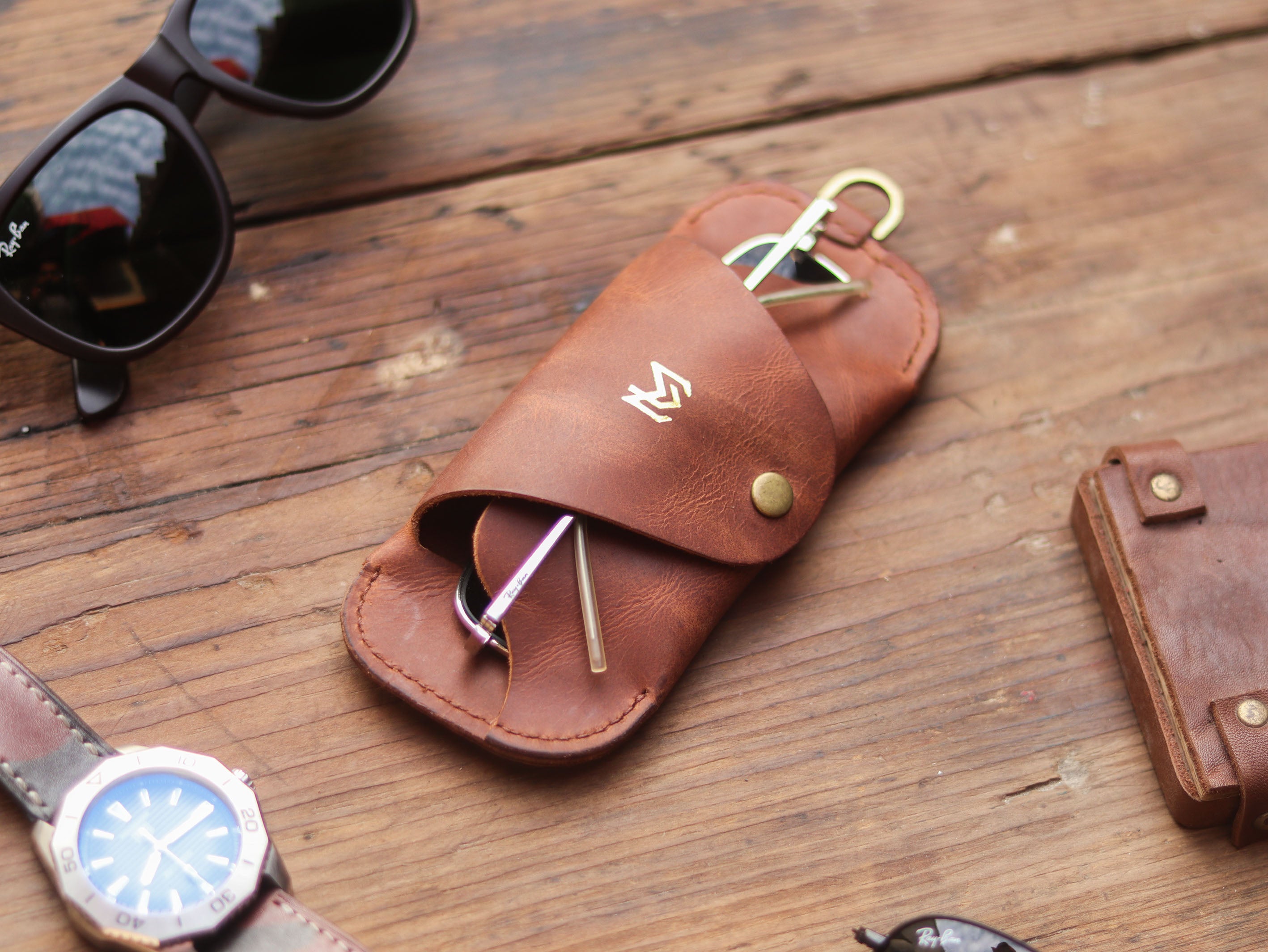 SG-2 SUNGLASSES CASE - COGNAC BROWN