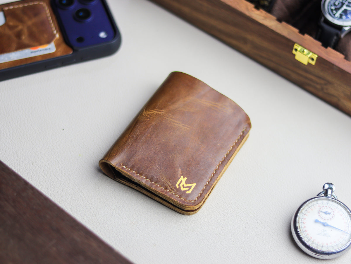 TRIDENT MINI - RUSSET BROWN VEG WAX PULL UP LEATHER