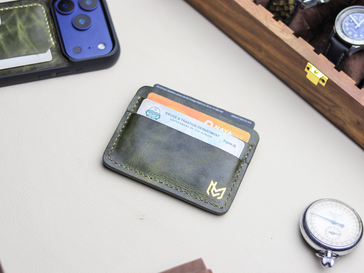 MINIMAL CLASSIC -  BASIL GREEN VEG WAX PULL UP LEATHER