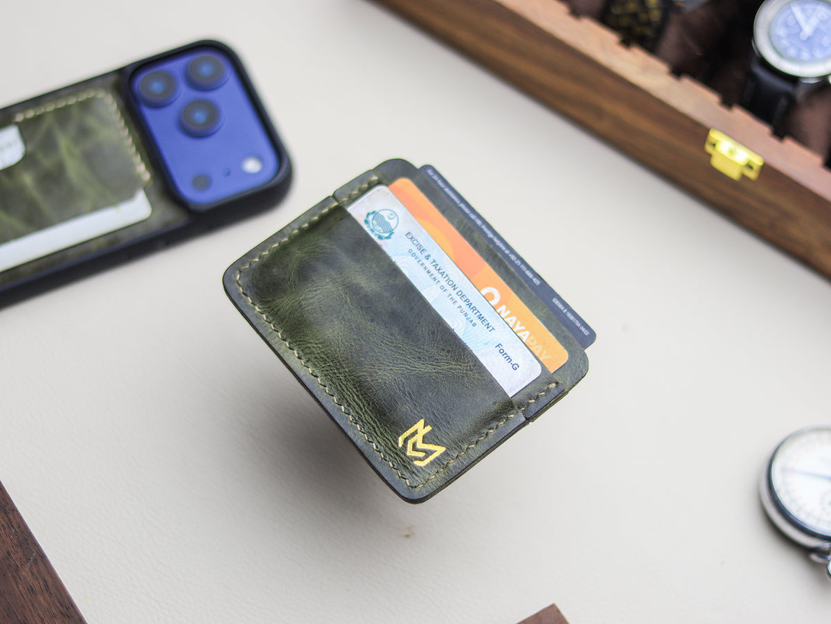 MINIMAL CLASSIC -  BASIL GREEN VEG WAX PULL UP LEATHER