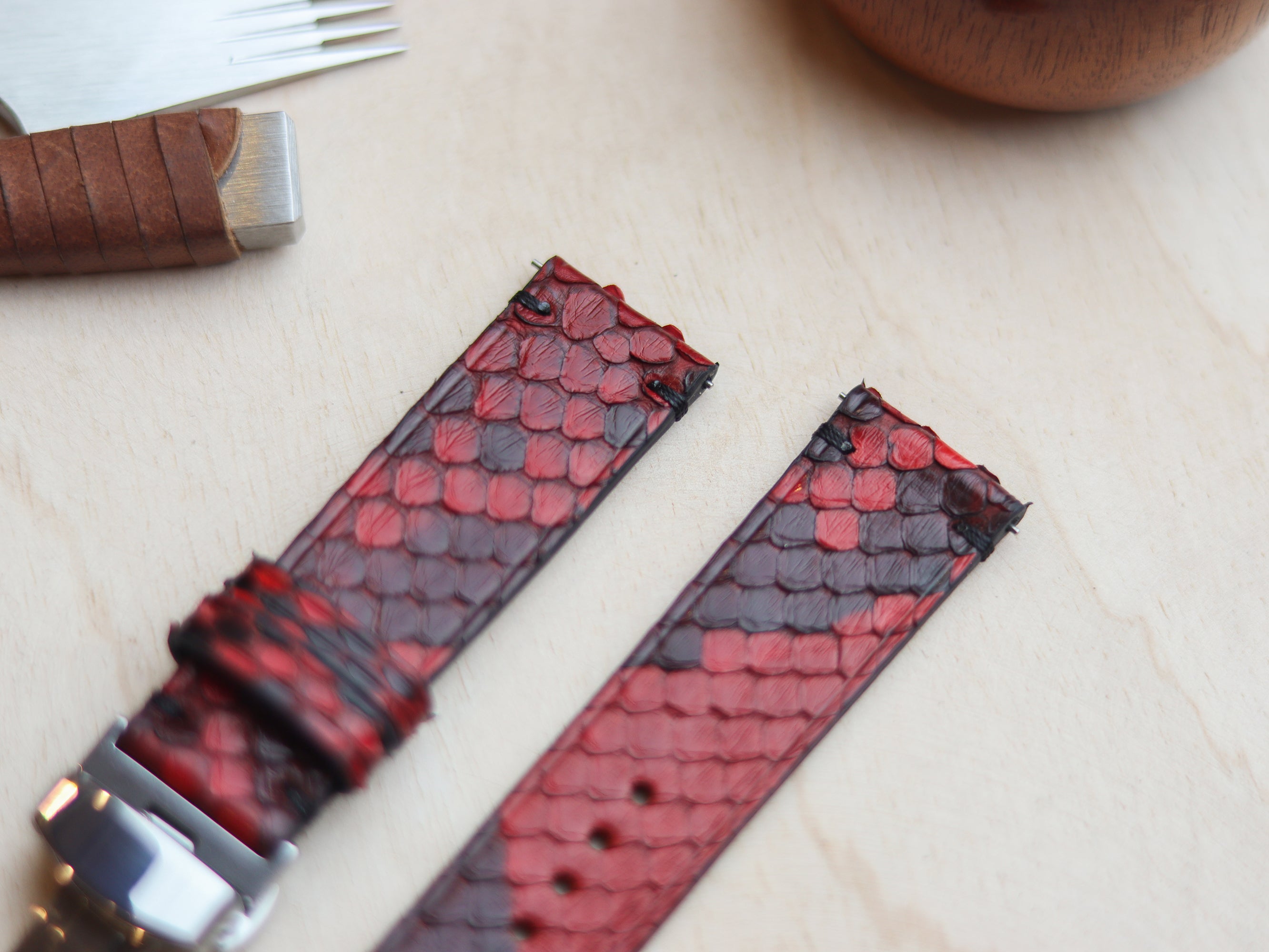 PYTHON SKIN WATCH STRAPS WITH BUTTERFLY CLASP - VENETIAN RED