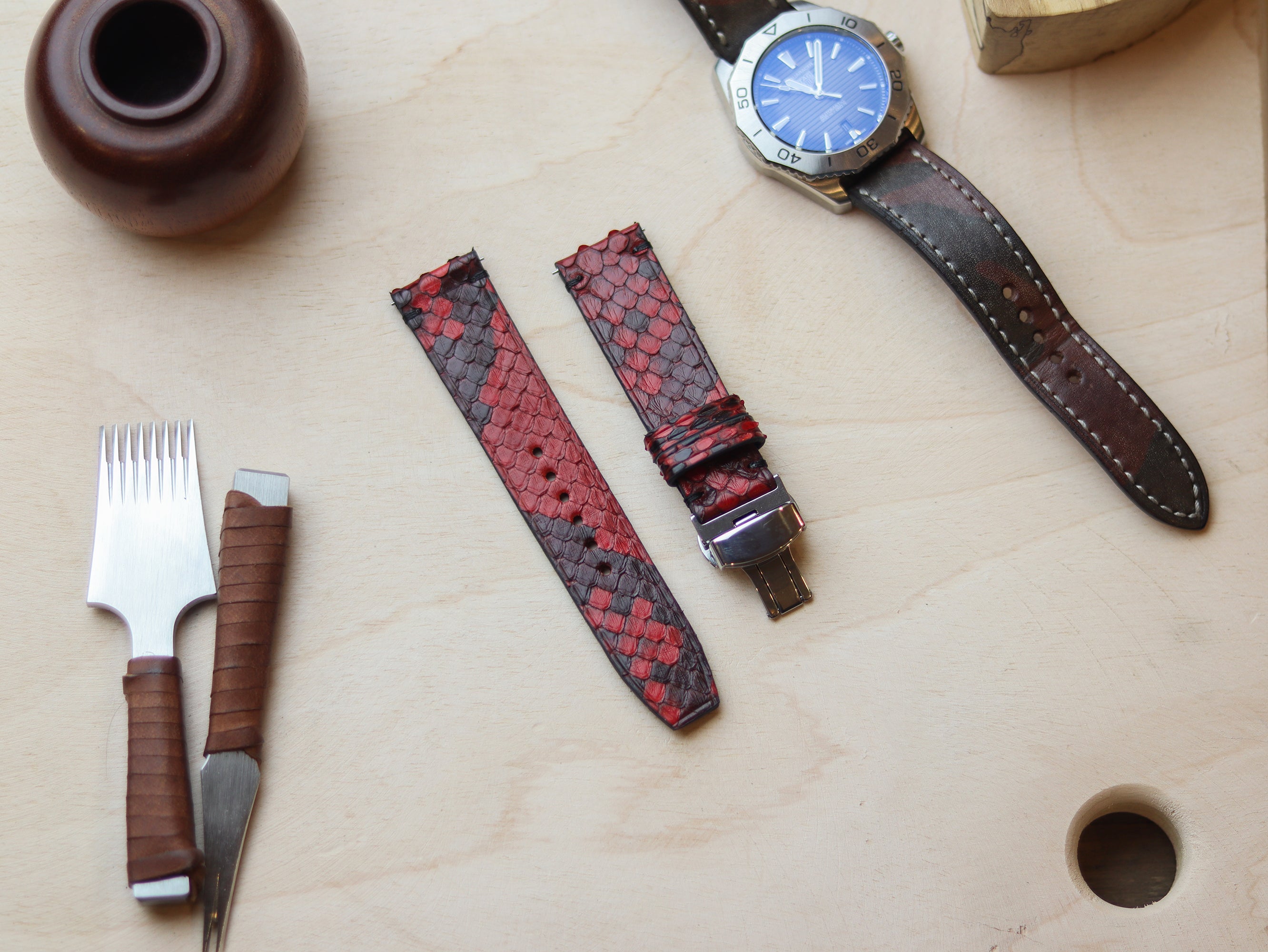PYTHON SKIN WATCH STRAPS WITH BUTTERFLY CLASP - VENETIAN RED