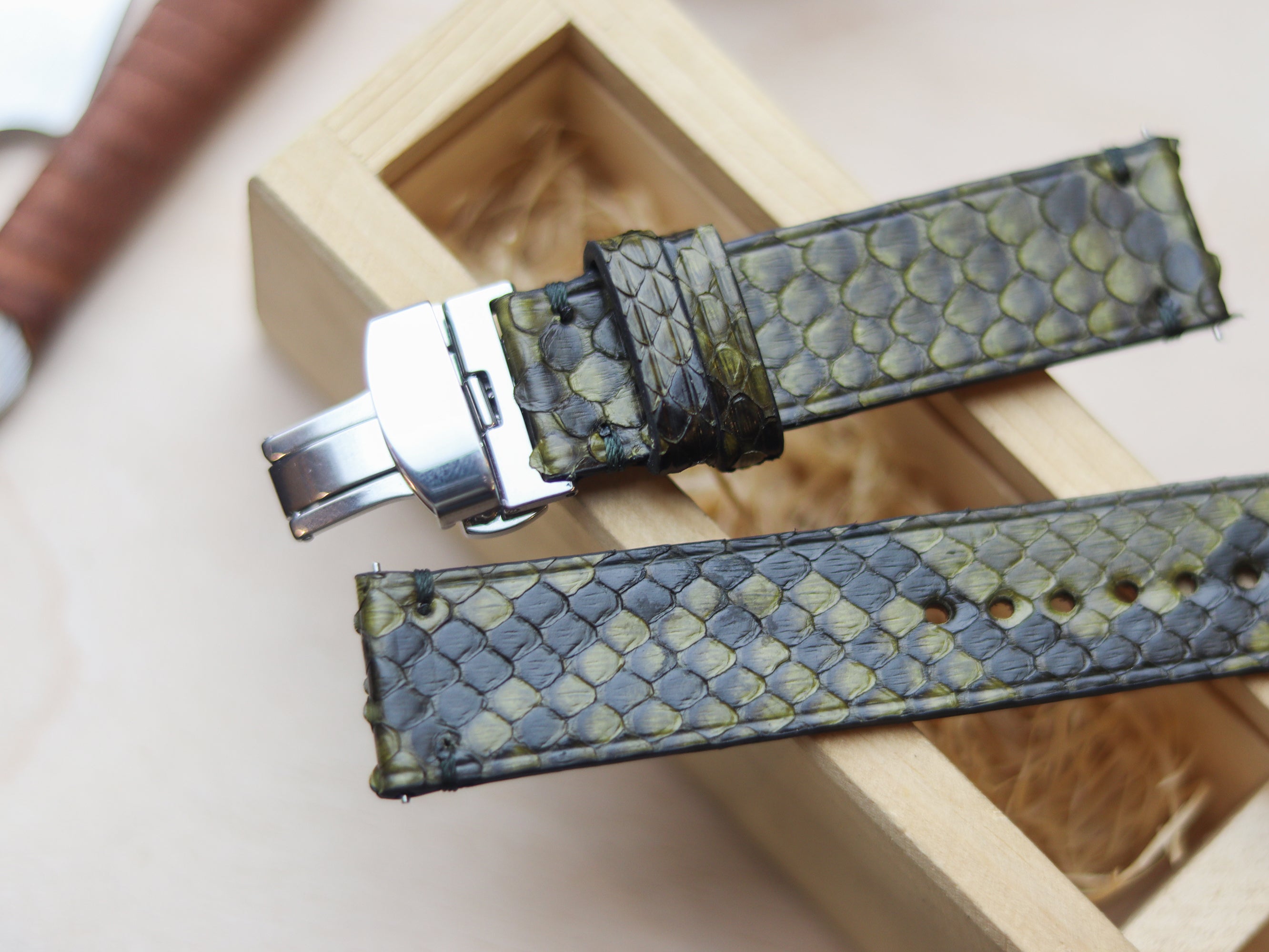 PYTHON SKIN WATCH STRAPS WITH BUTTERFLY CLASP - JUNIPER GREEN
