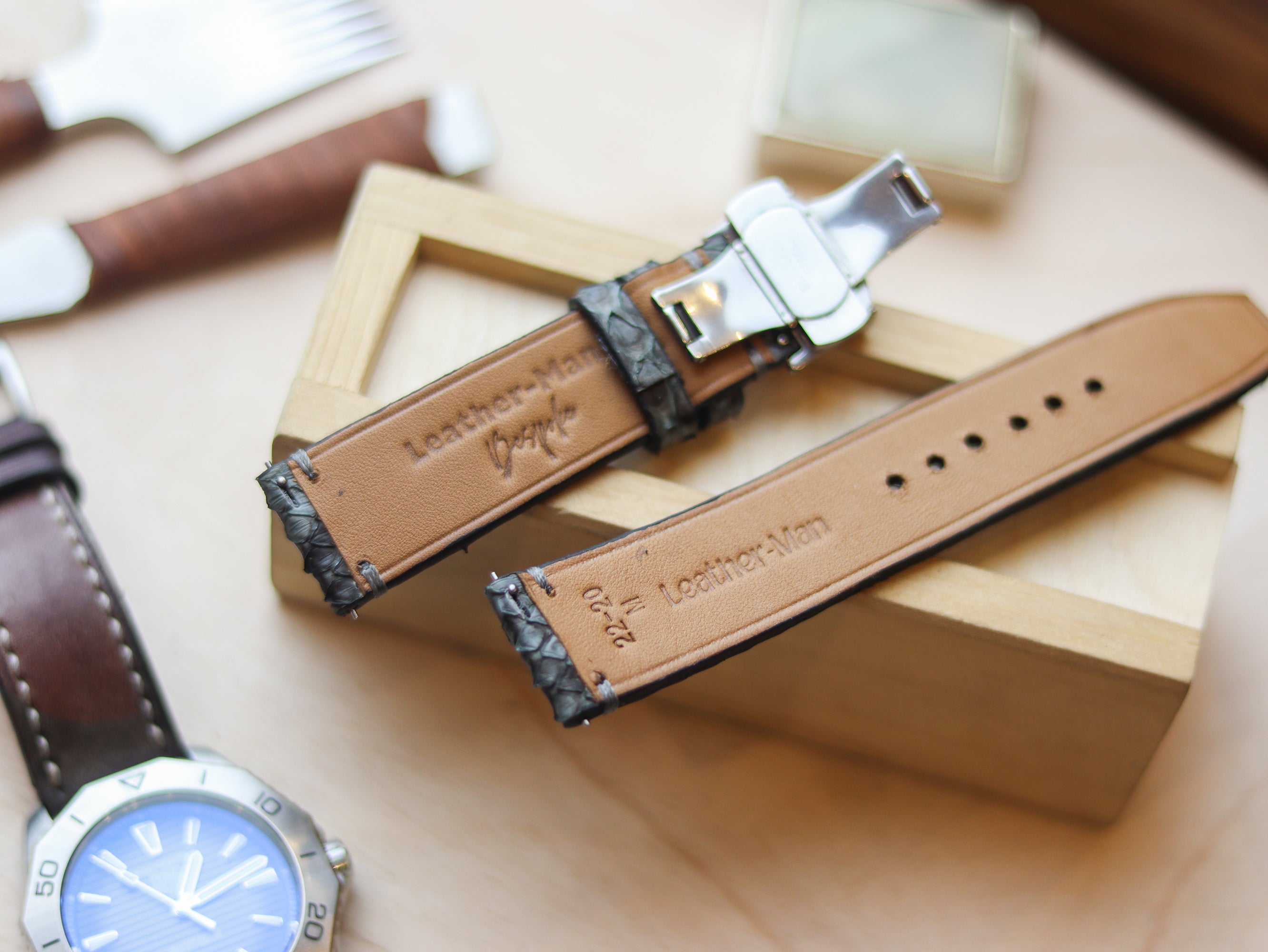 PYTHON SKIN WATCH STRAPS WITH BUTTERFLY CLASP - IRIDIUM GREY