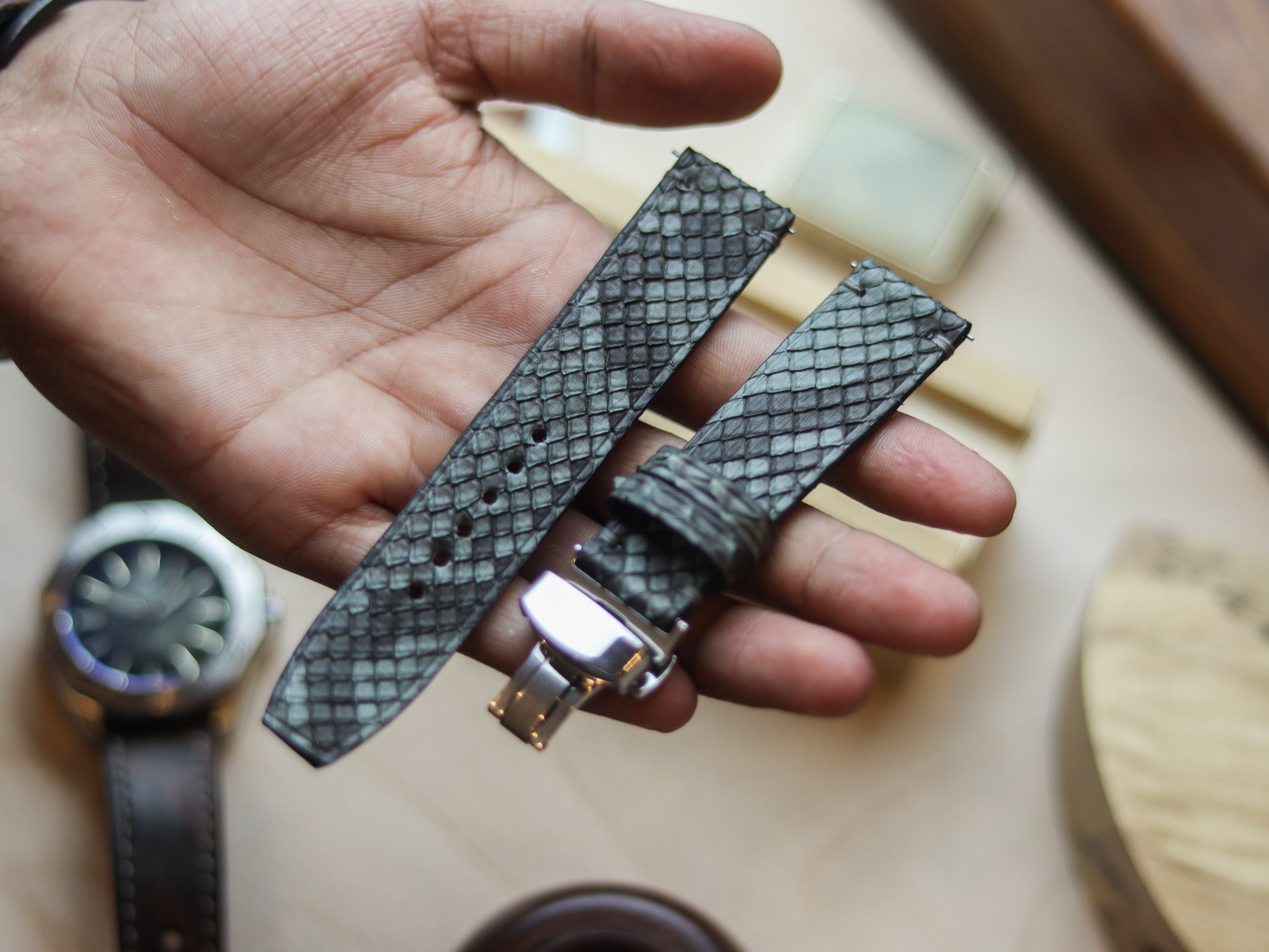 PYTHON SKIN WATCH STRAPS WITH BUTTERFLY CLASP - IRIDIUM GREY