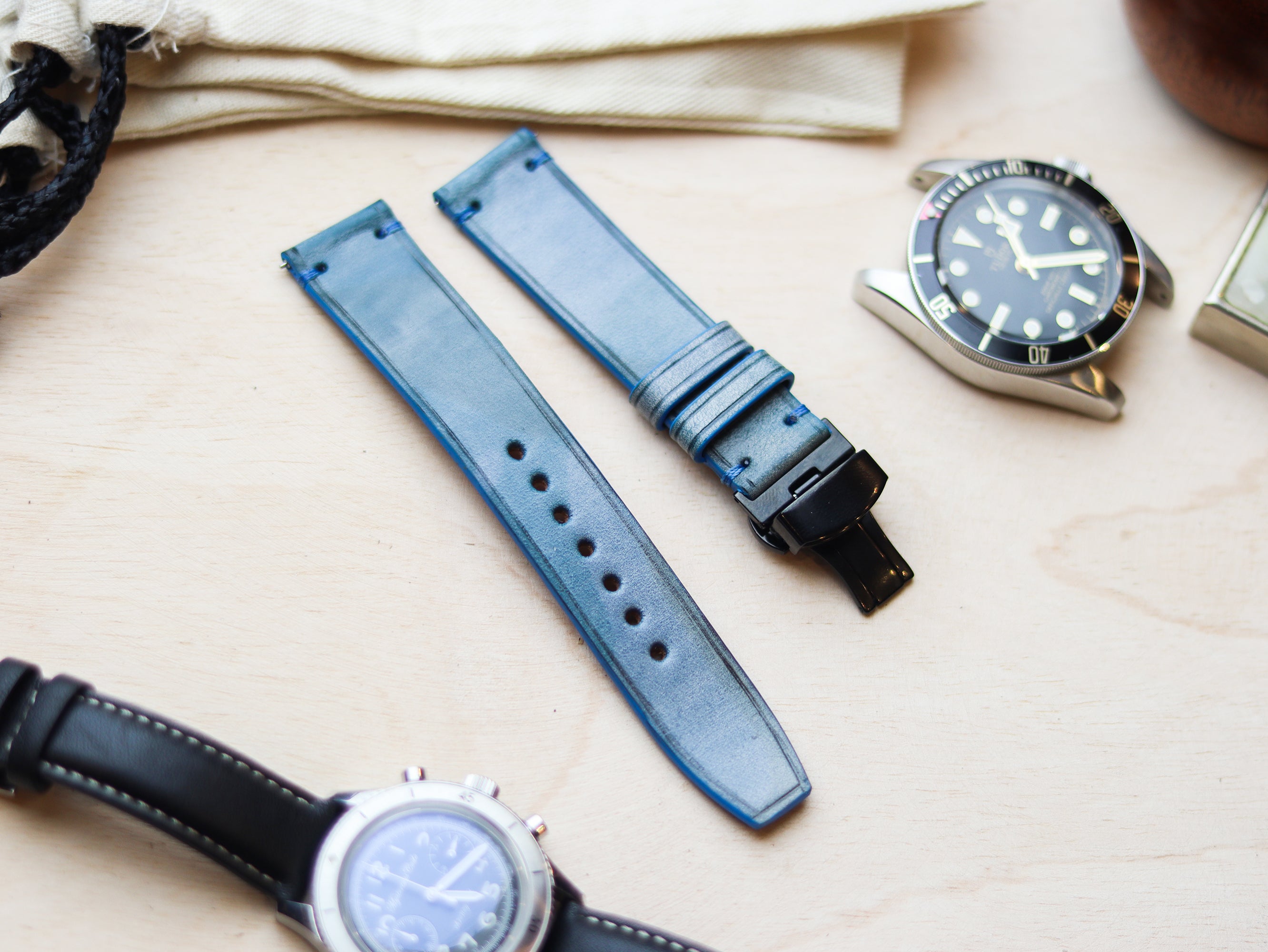 ITALIAN WAXED CAMOUFLAGE HAND-CRAFTED STRAPS MINIMAL STITCHED - ARCTIC BLUE
