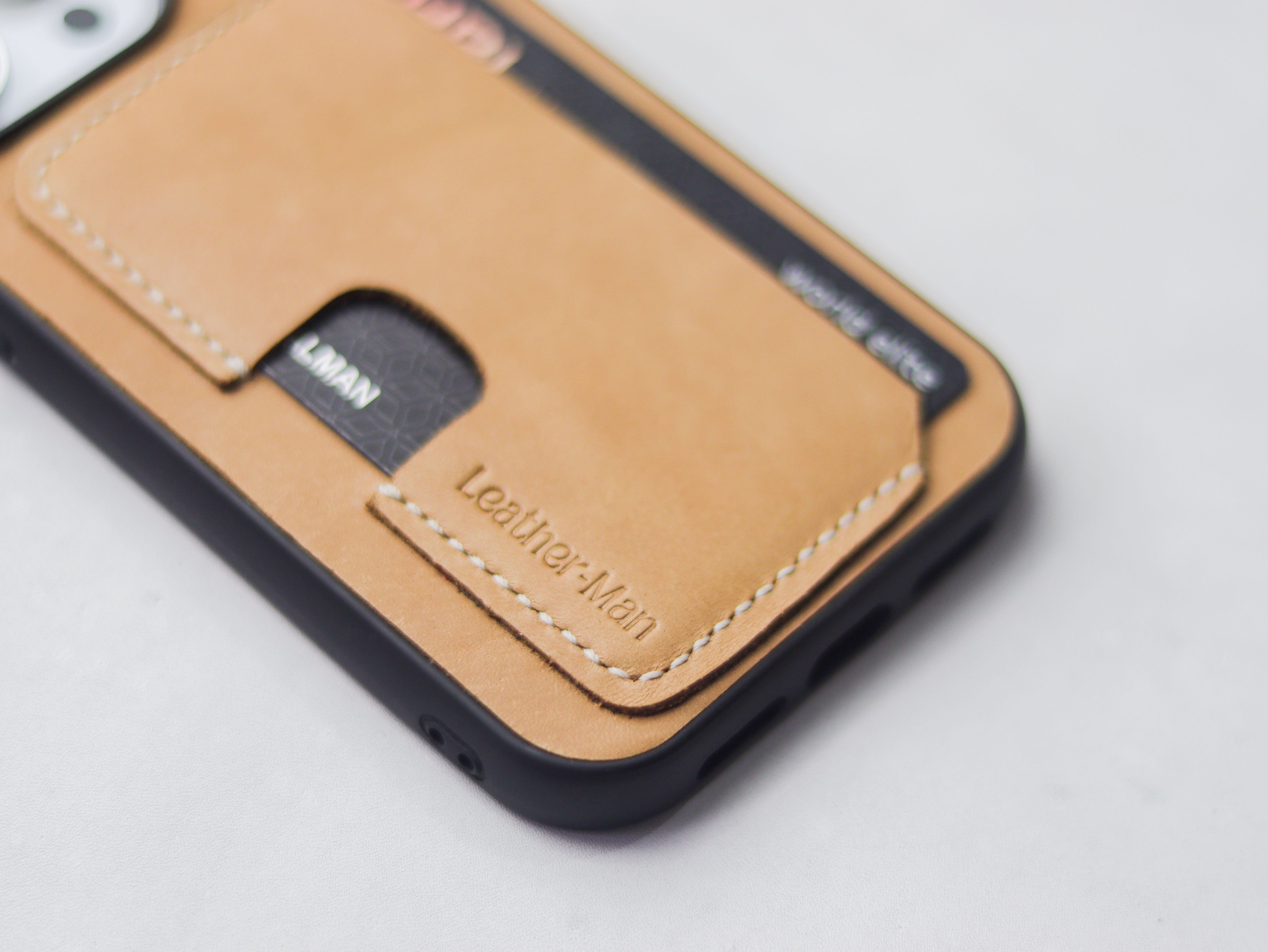 NATURAL BUTTERO LEATHER -  WALLET PHONE CASE