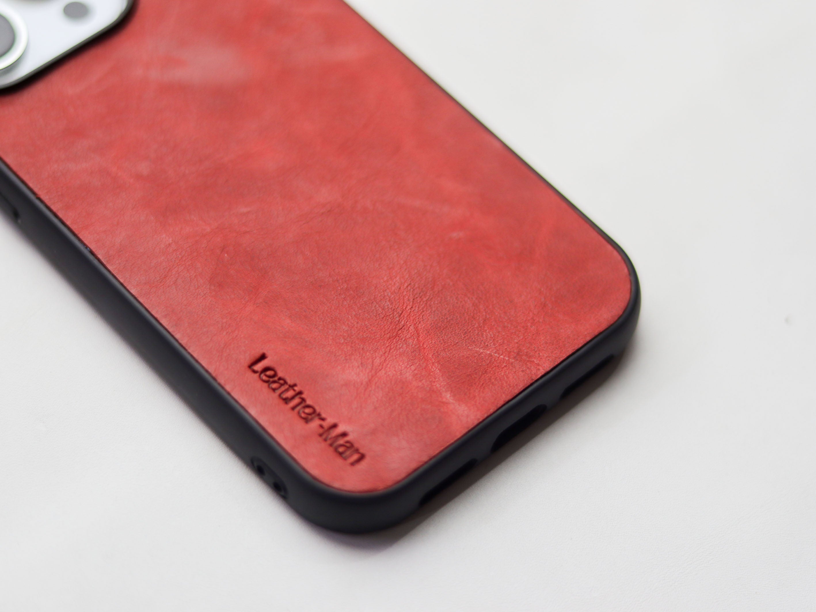 PRISMATIC RED LEATHER - CLASSIC PHONE CASE