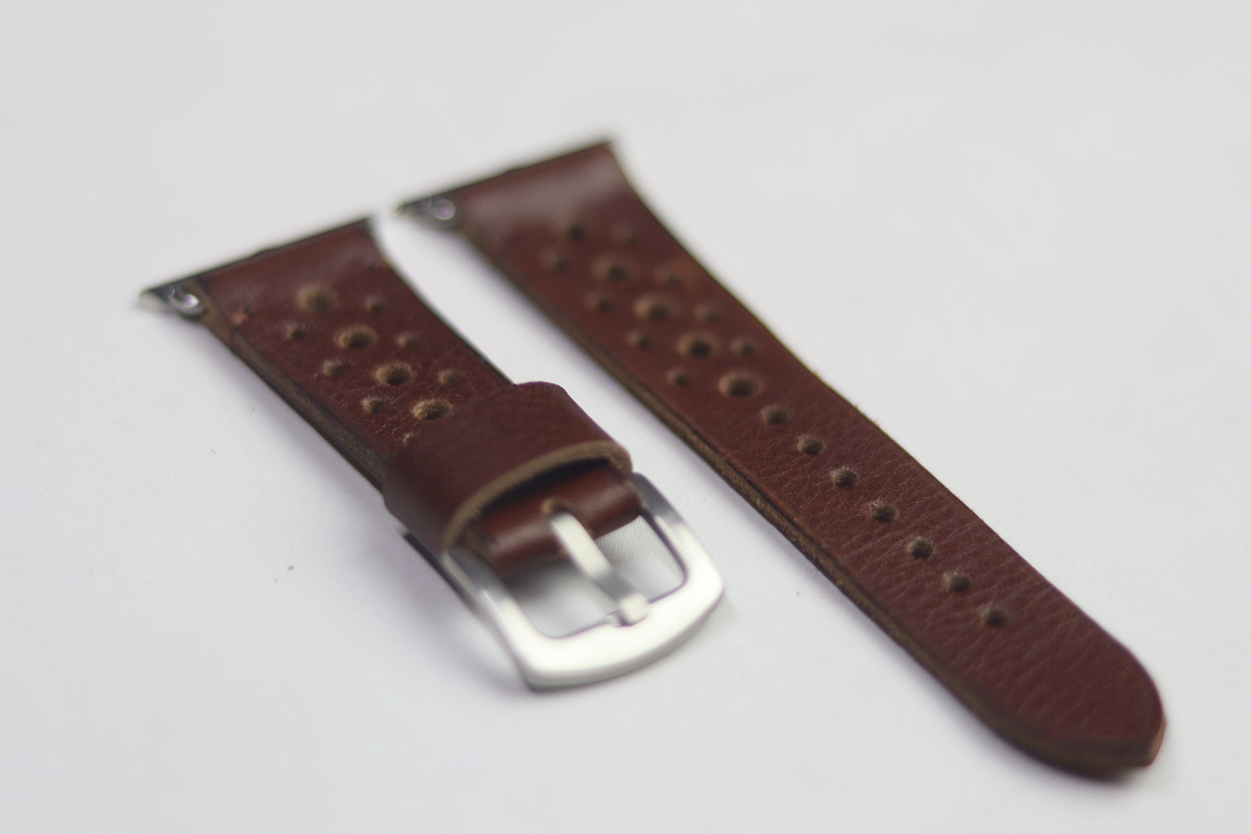 GINGERBREAD BROWN HAND-CRAFTED APPLE WATCH STRAPS