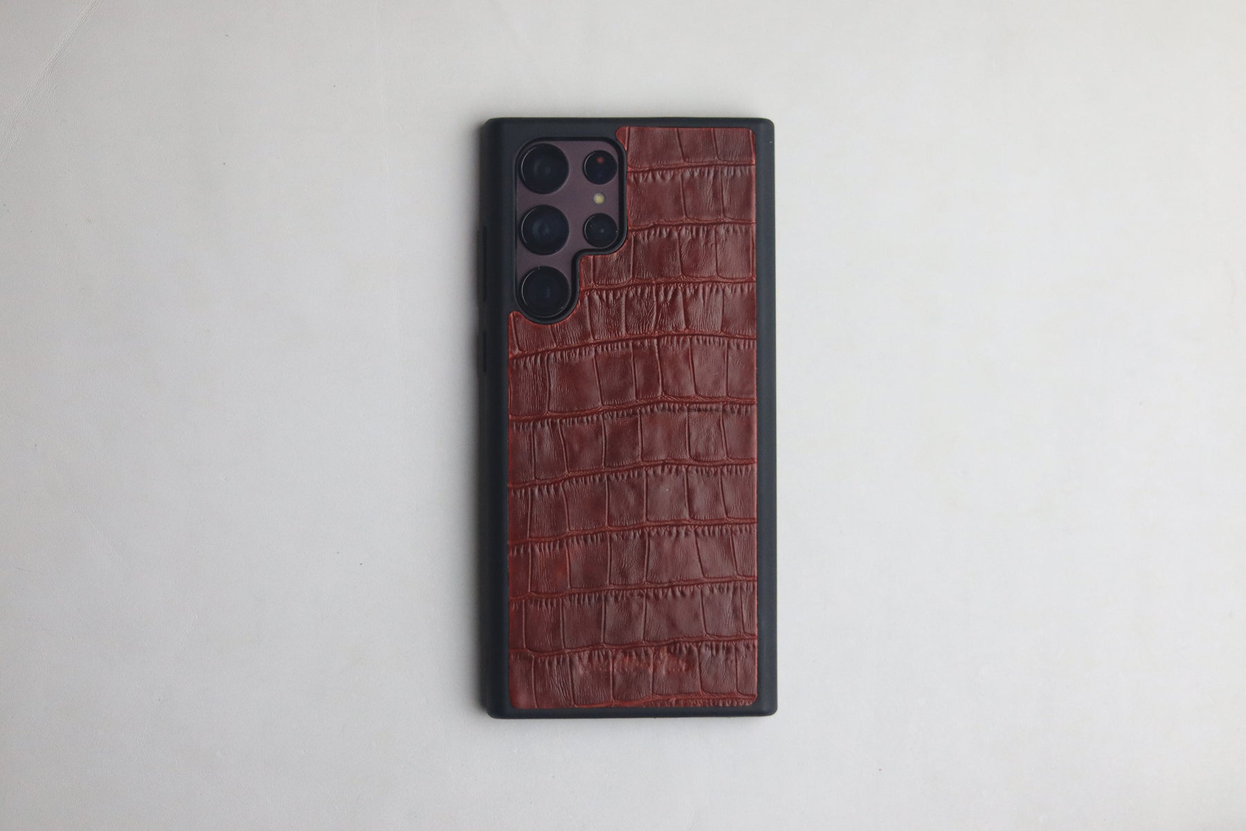 BURGUNDY CROCO CLASSIC PHONE CASE