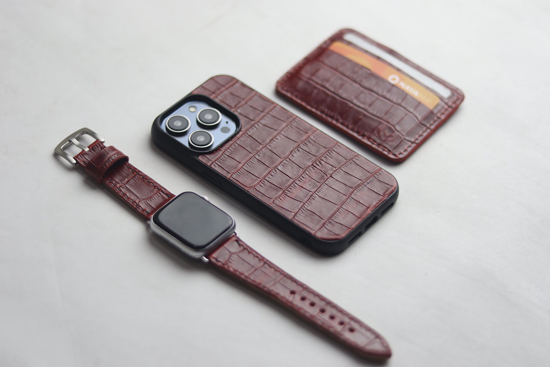 BURGUNDY CROCO CLASSIC PHONE CASE