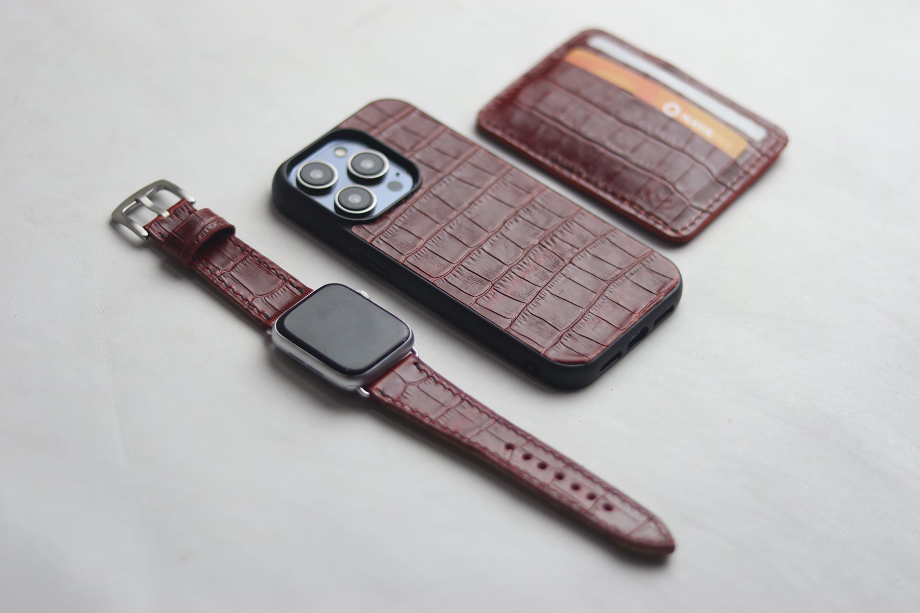 BURGUNDY CROCO CLASSIC PHONE CASE